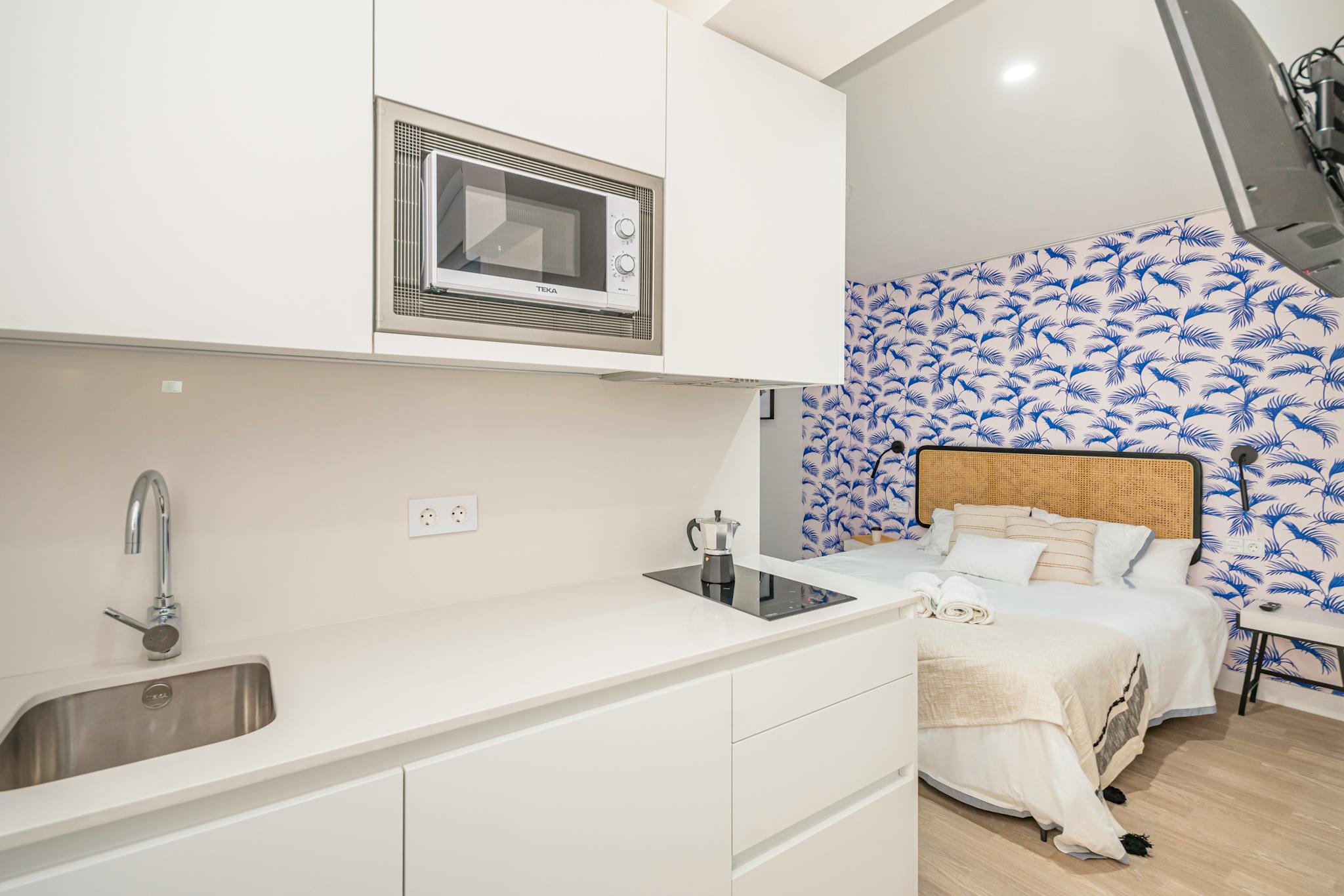 Calle San Juan, Málaga preview