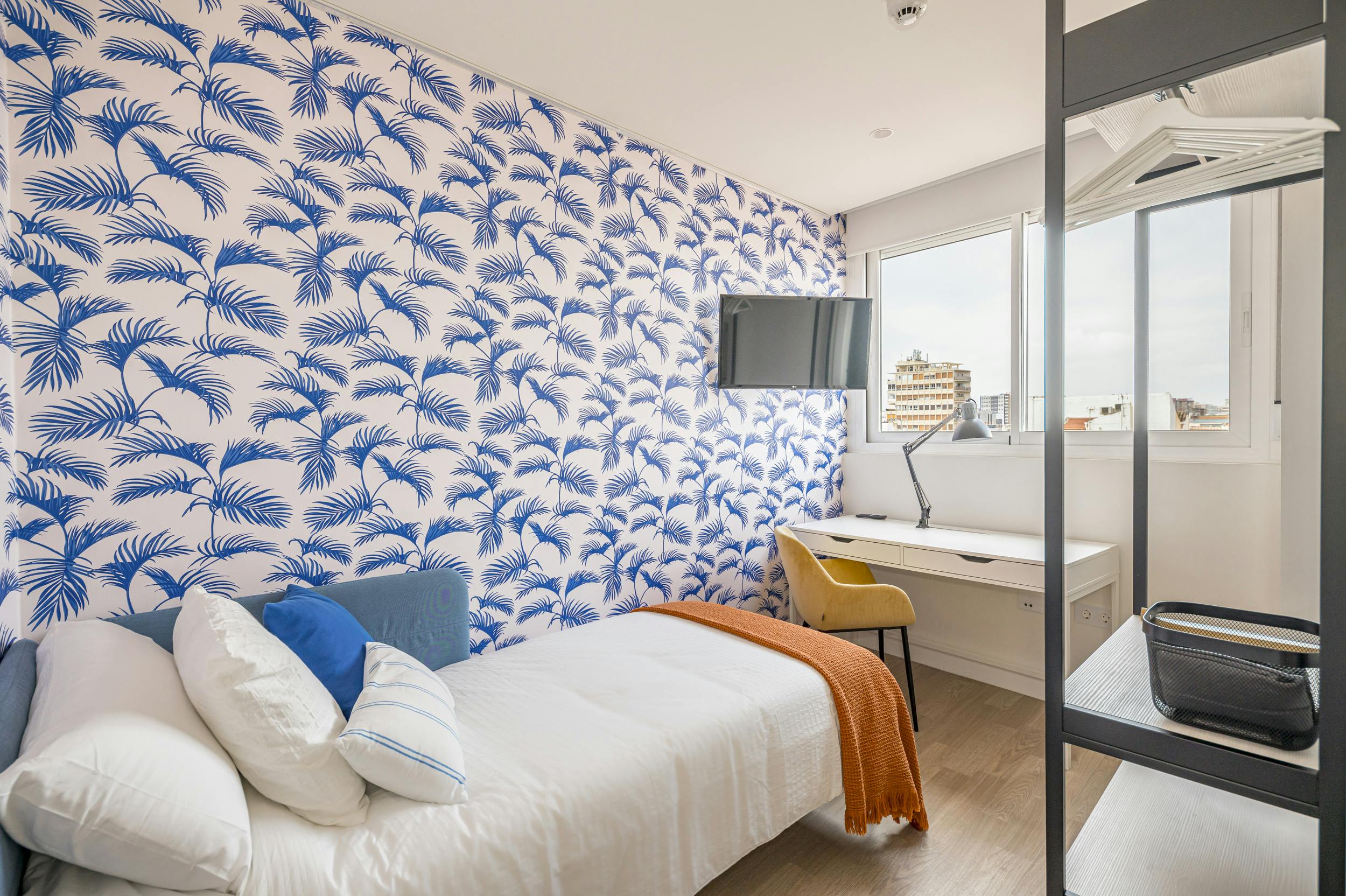 Calle San Juan, Málaga preview