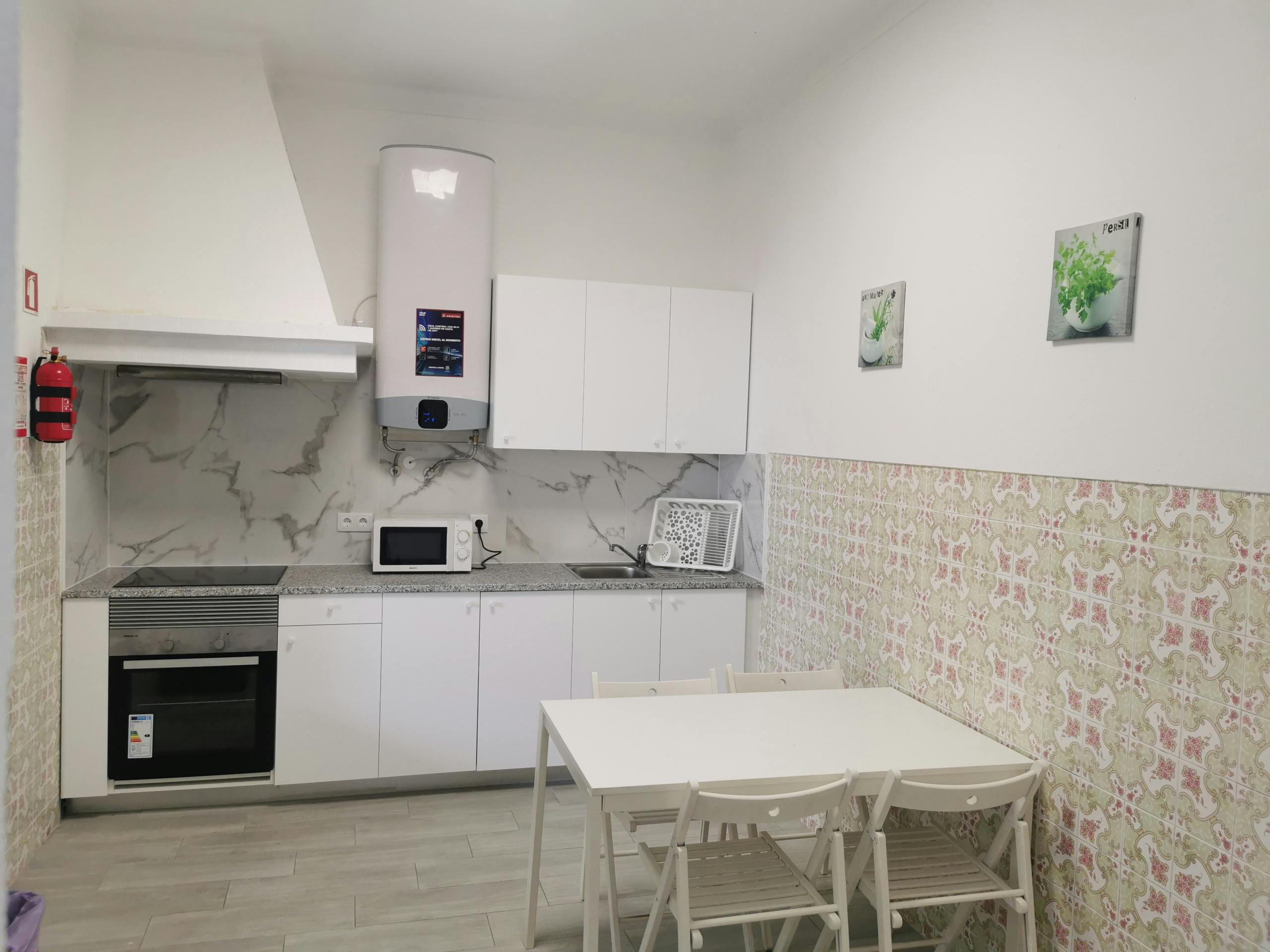 Apartment Lisbon, 3 beds — photo 9