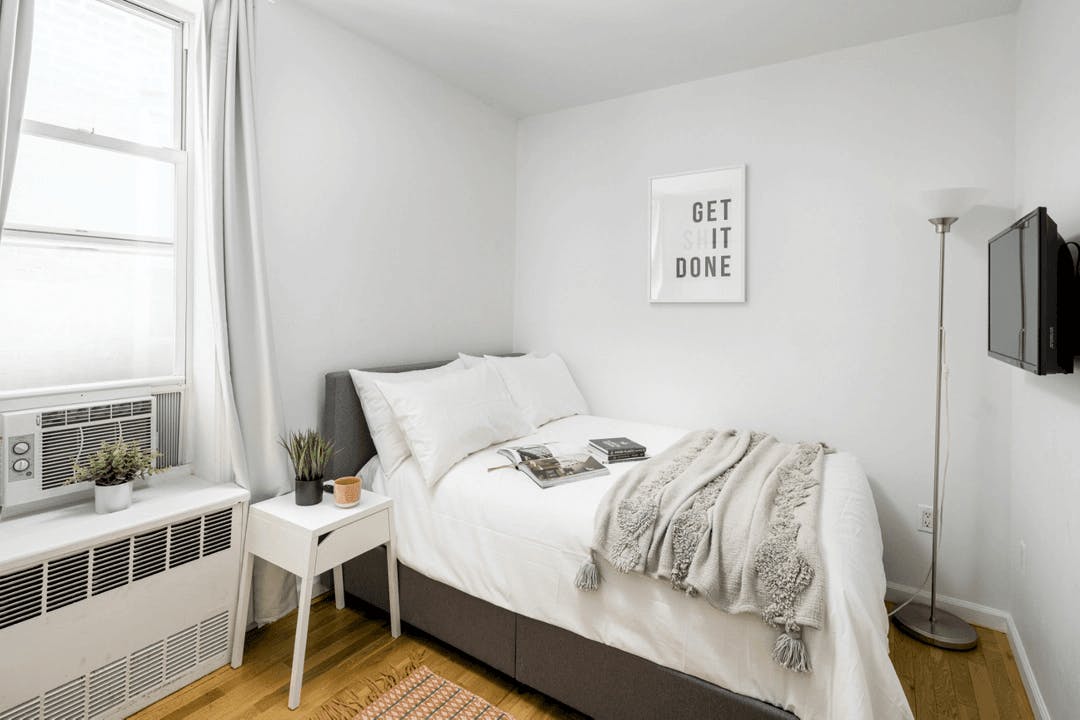 E 59th St, New York City, NY preview