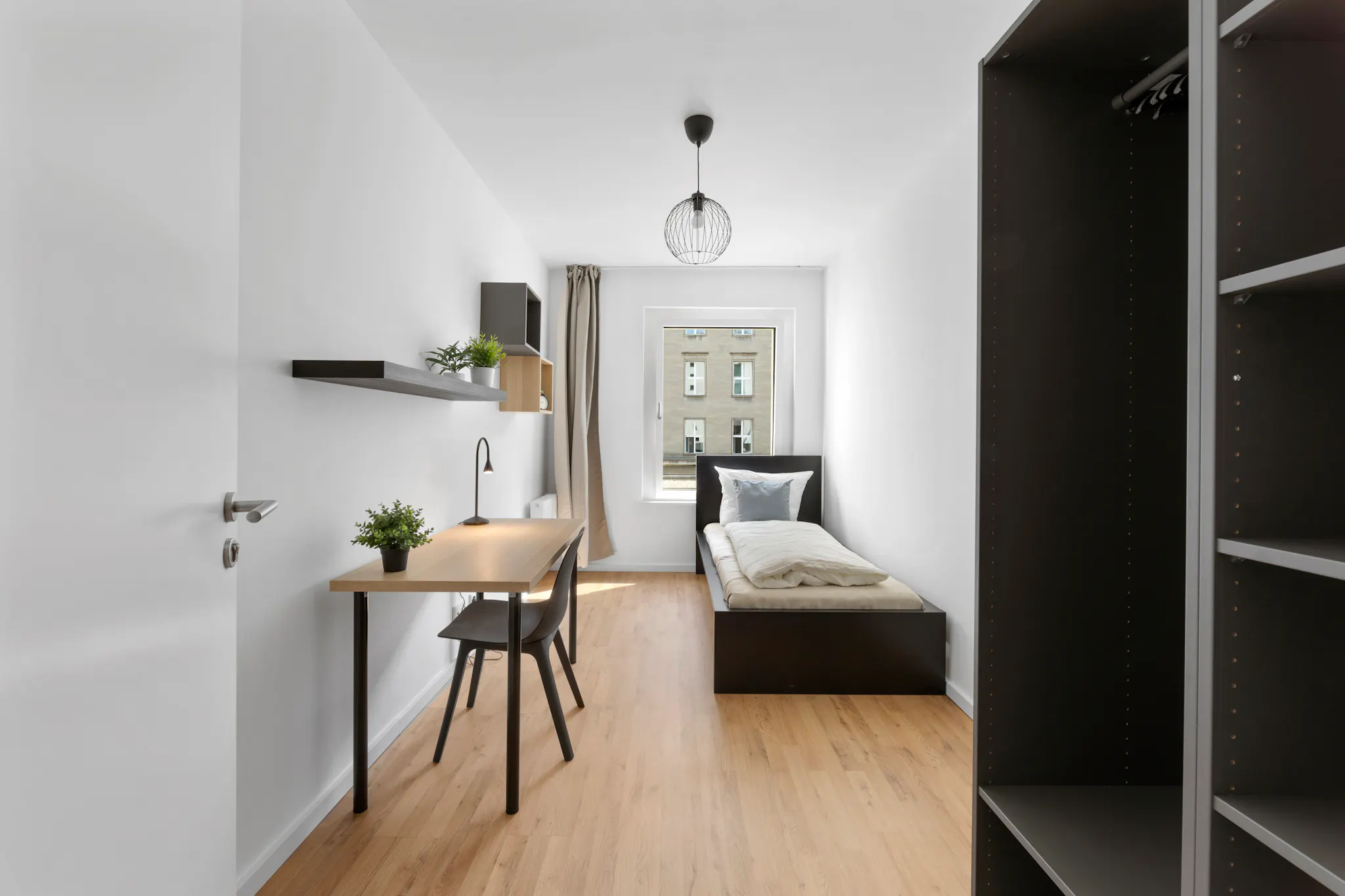 Friedrichstraße, Berlin preview