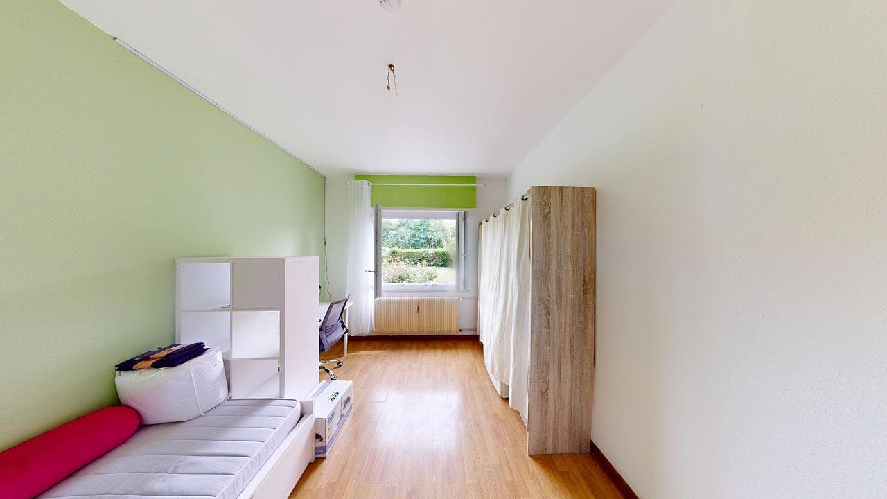 Apartment for rent for €440 per month in Mulhouse, Quai de l'Alma