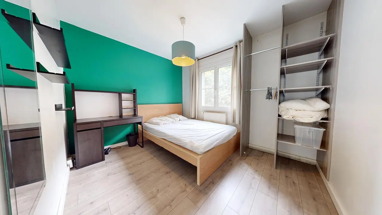 Отдельная комната сдается в аренду за 310 € в месяц в Grenoble, Rue Docteur Calmette