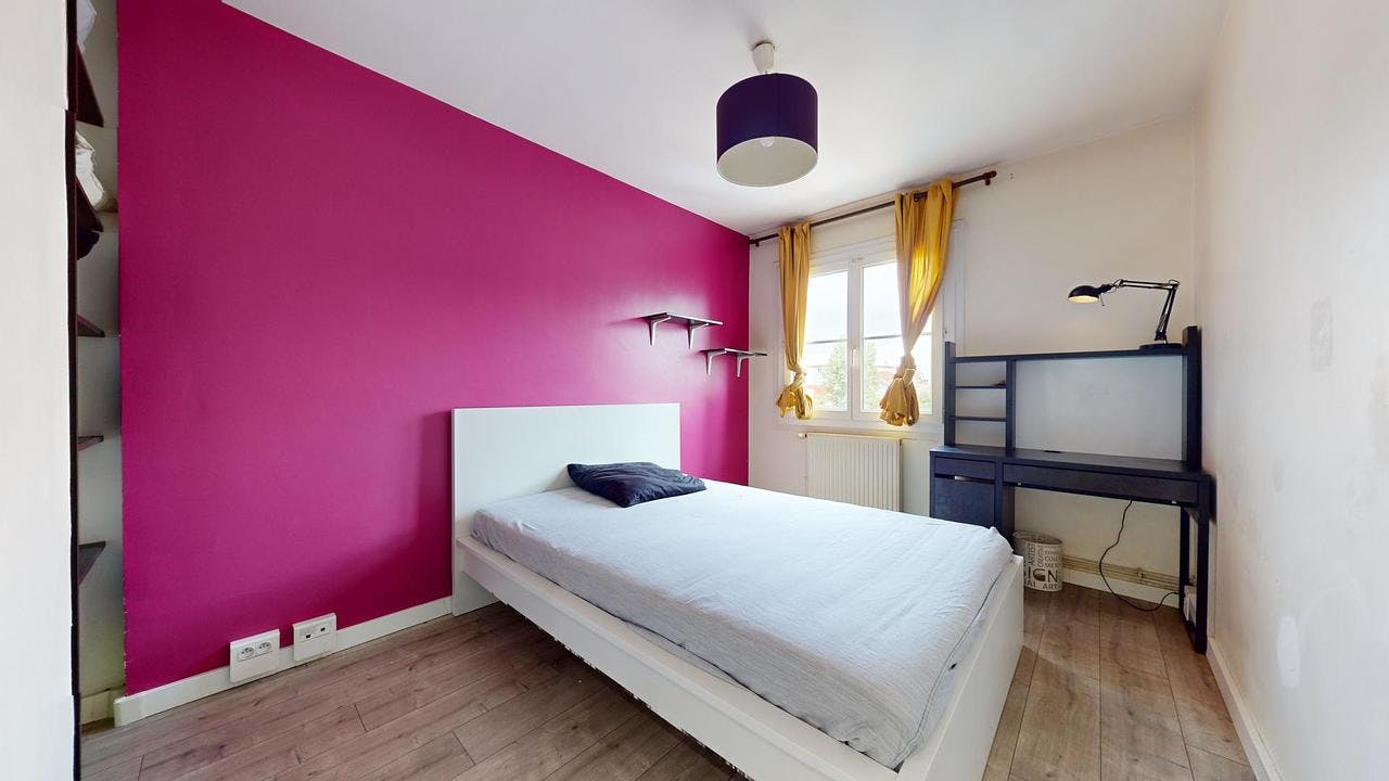 Pokój prywatny do wynajęcia za 308 € miesięcznie w mieście Grenoble, Rue Docteur Calmette