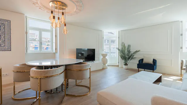 2-Bedroom Apartment in Rua Dom Luís I, Lisbon (1546989) room image 1