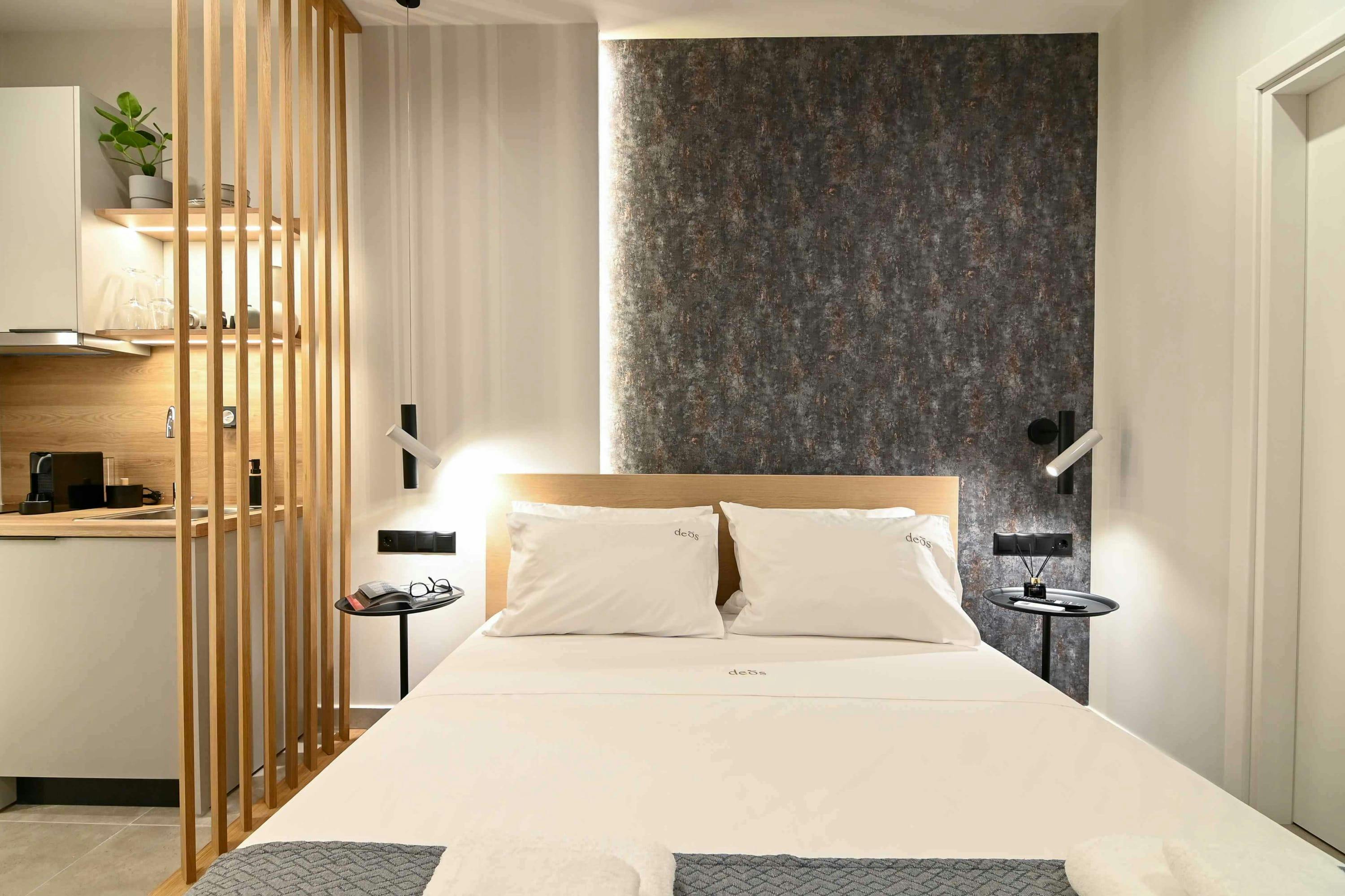 Menandrou, Athens preview