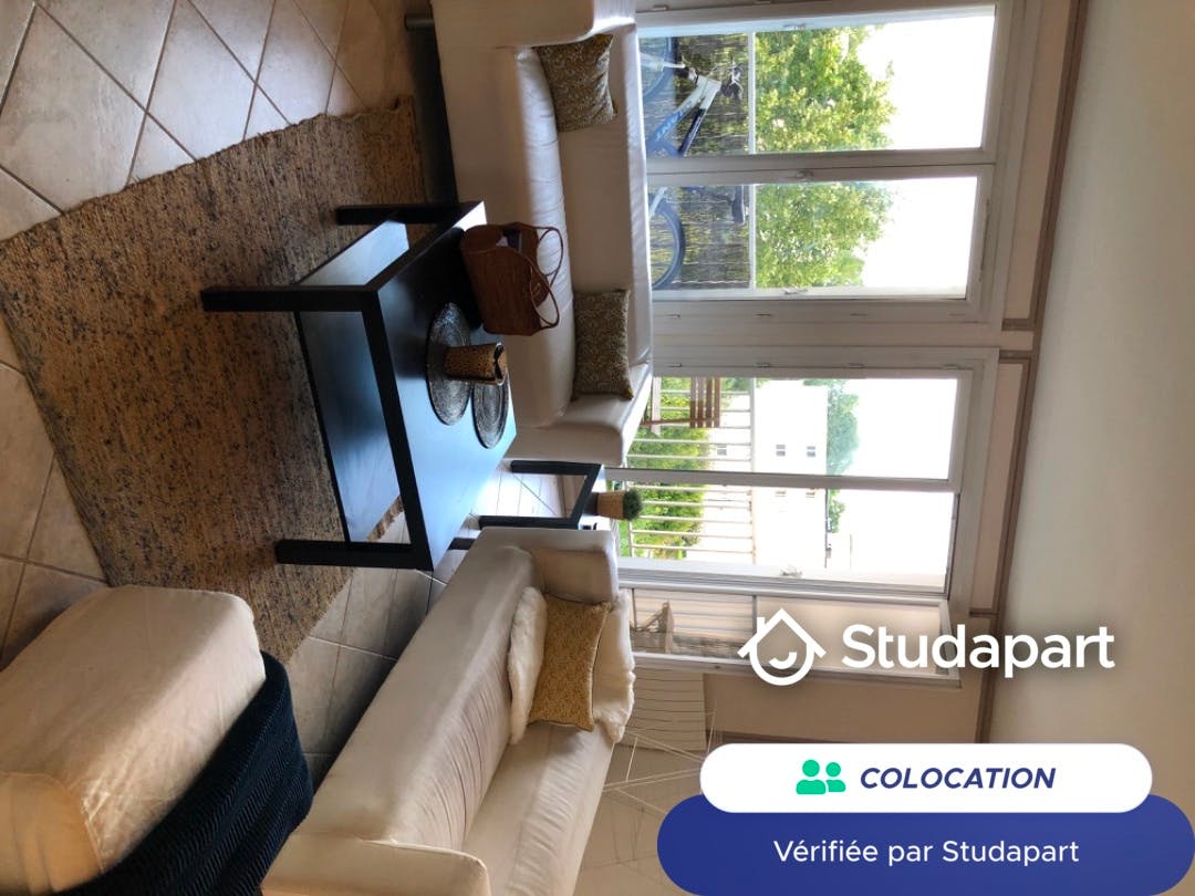 Private room for rent for €590 per month in Montigny-le-Bretonneux, Allée des Boutons d'Or