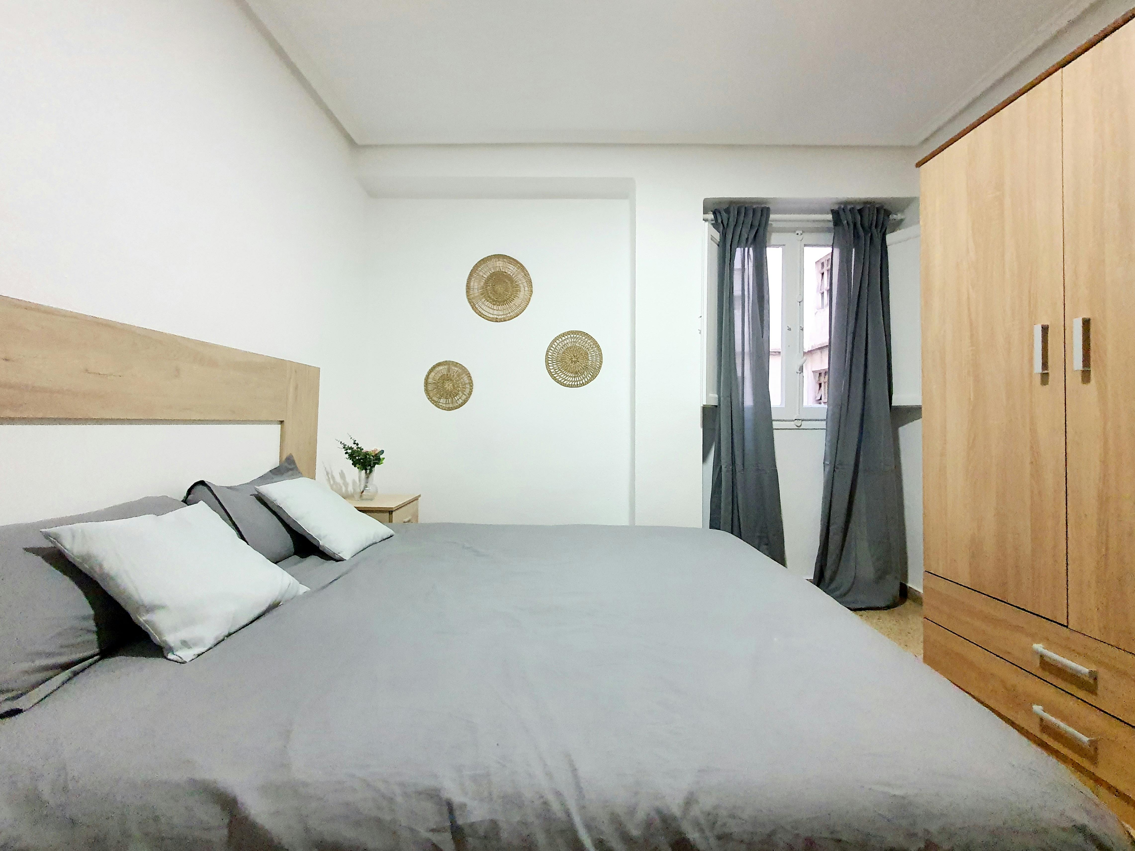 Apartment Valencia, 1 bed, 115m² — photo 1