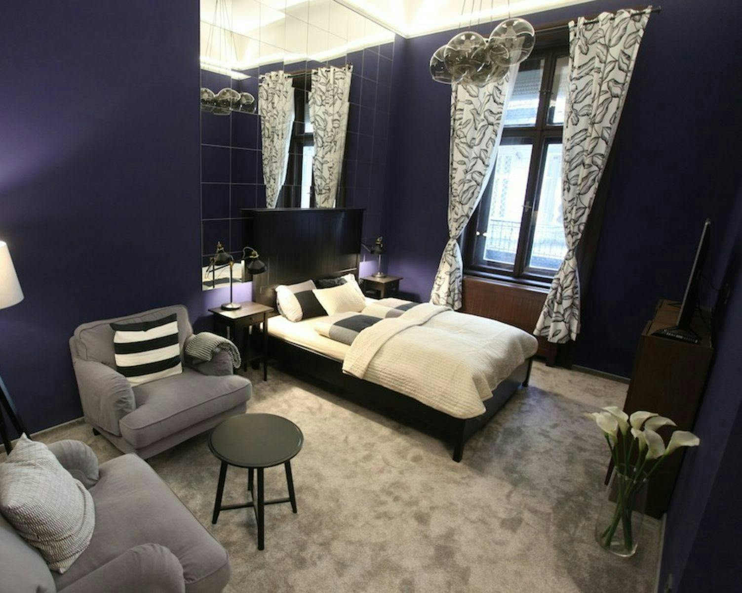 Petőfi Sándor utca, Budapest preview