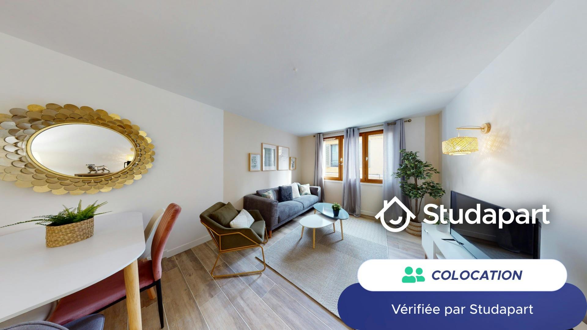 Private room for rent for €420 per month in Nîmes, Rue Cotelier