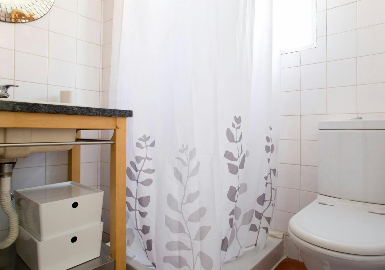 Private room in Rua Francisco Sanches, Lisbon (1547486) room image 10