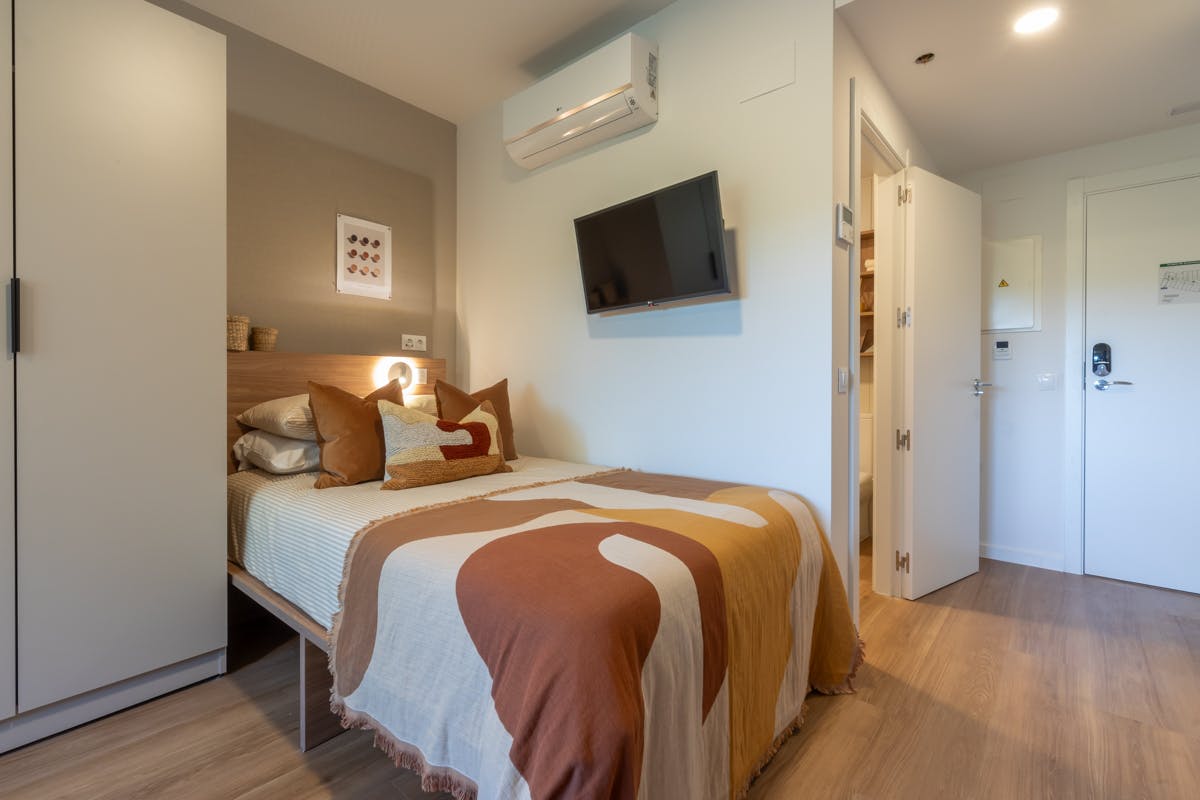 Chambre partagée à louer pour 1 120 €/mois à Madrid, Paseo de la Florida