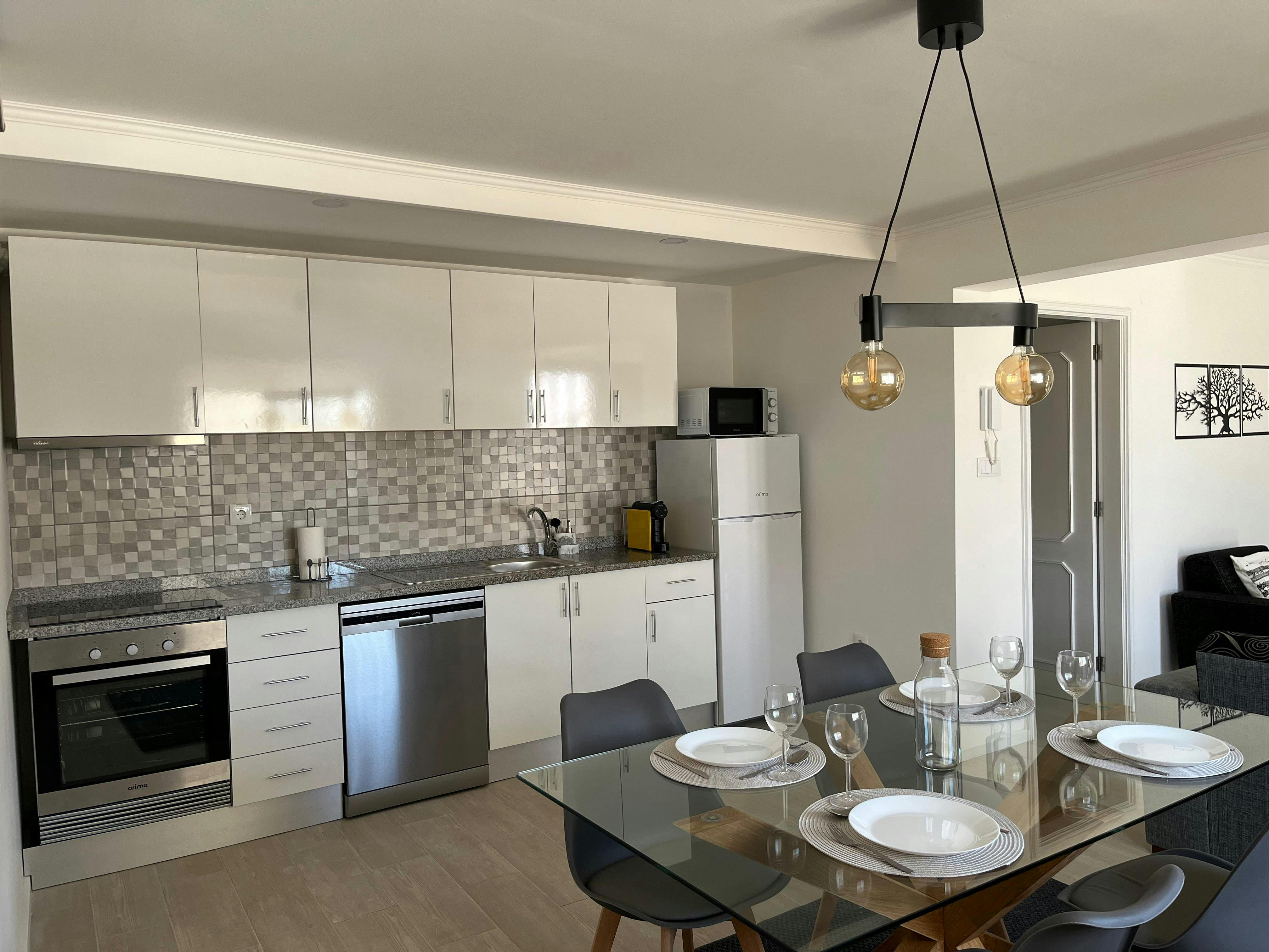 Apartment Matosinhos, 1 bed, 12m² — photo 2