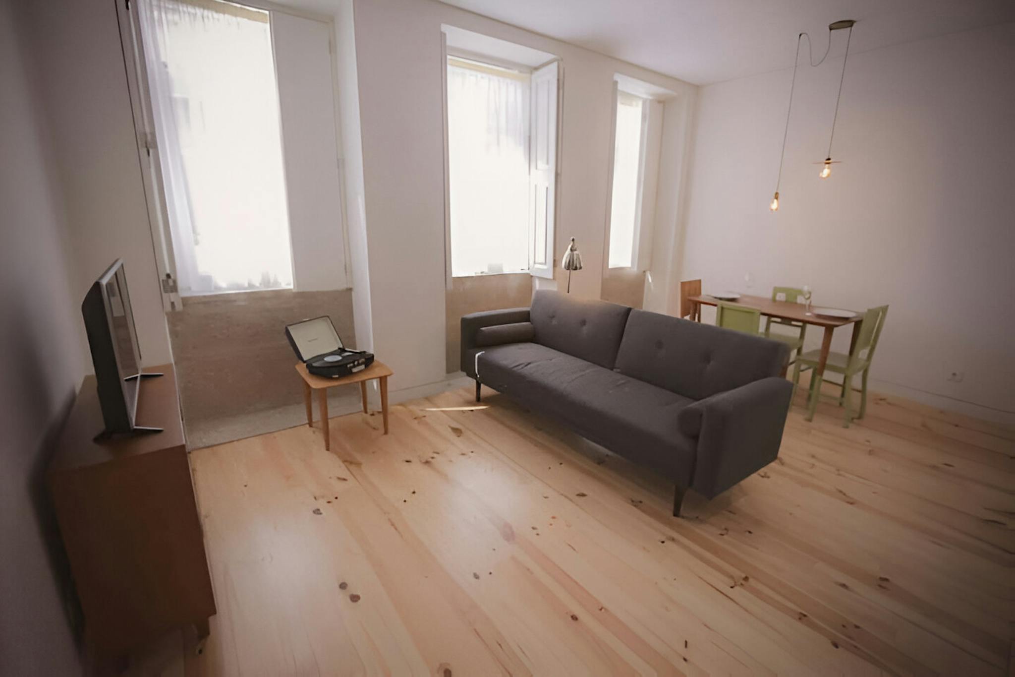 Rua do Bonfim, Porto preview