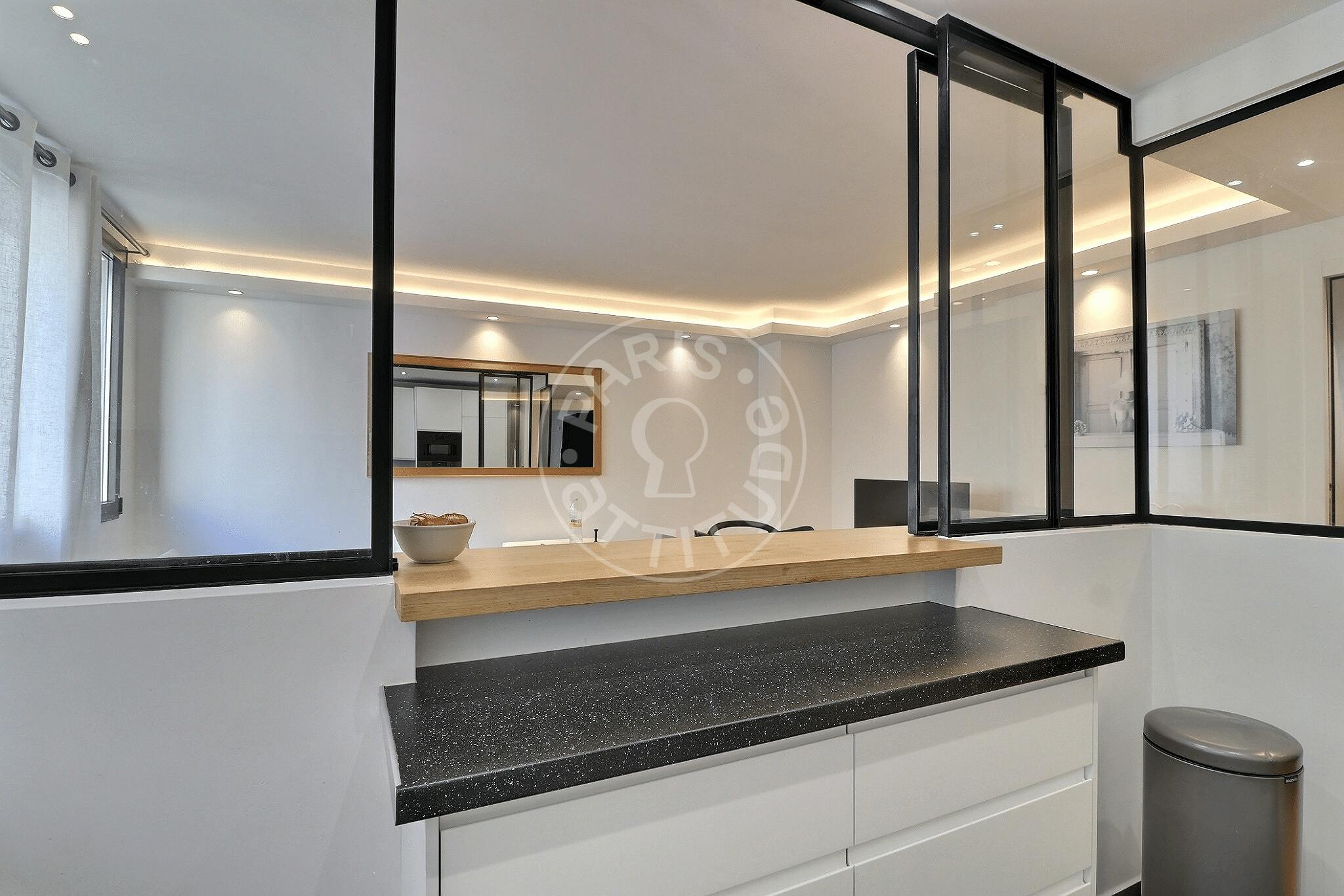 Apartment Paris, 2 beds — photo 12