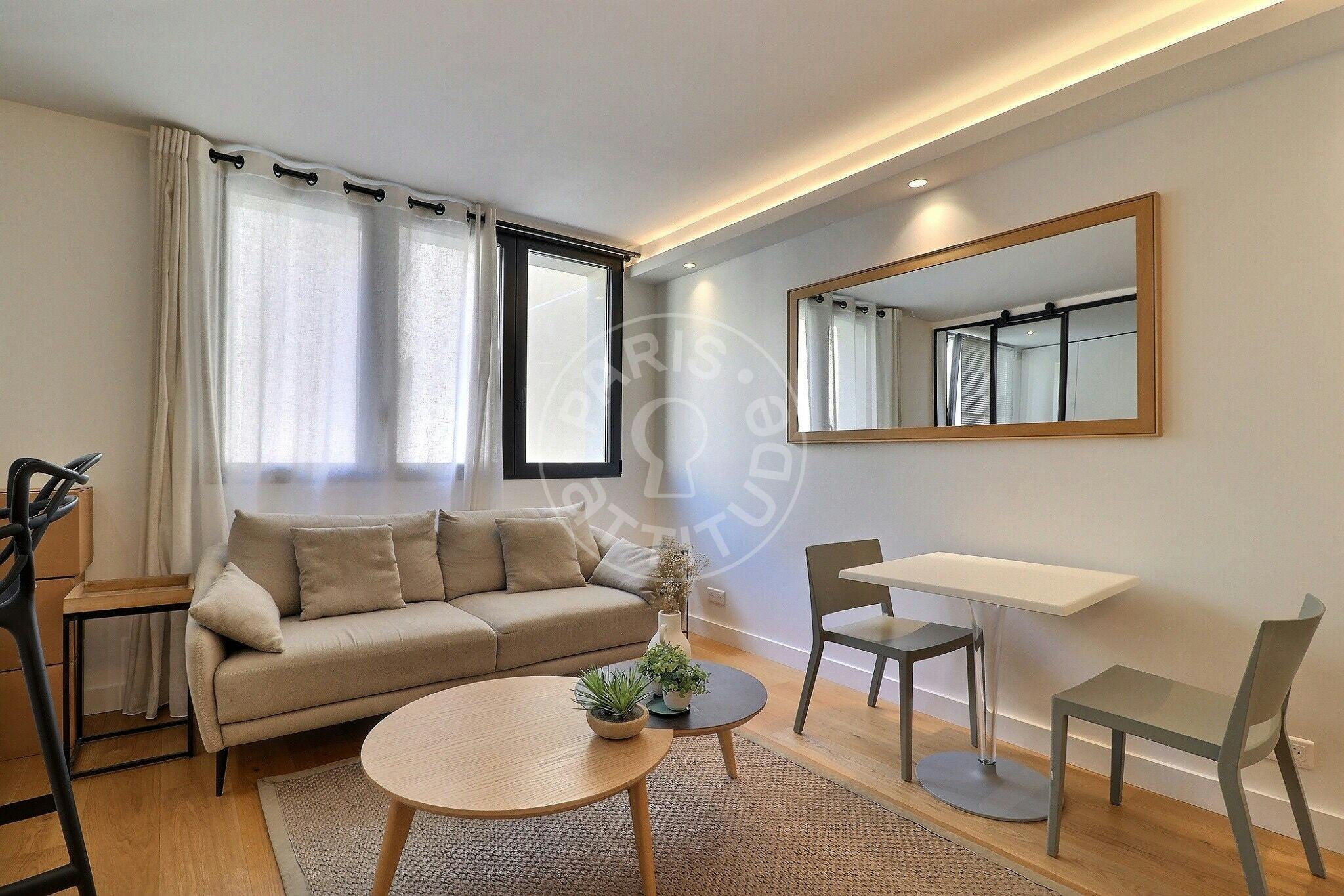 Apartment Paris, 2 beds — photo 11