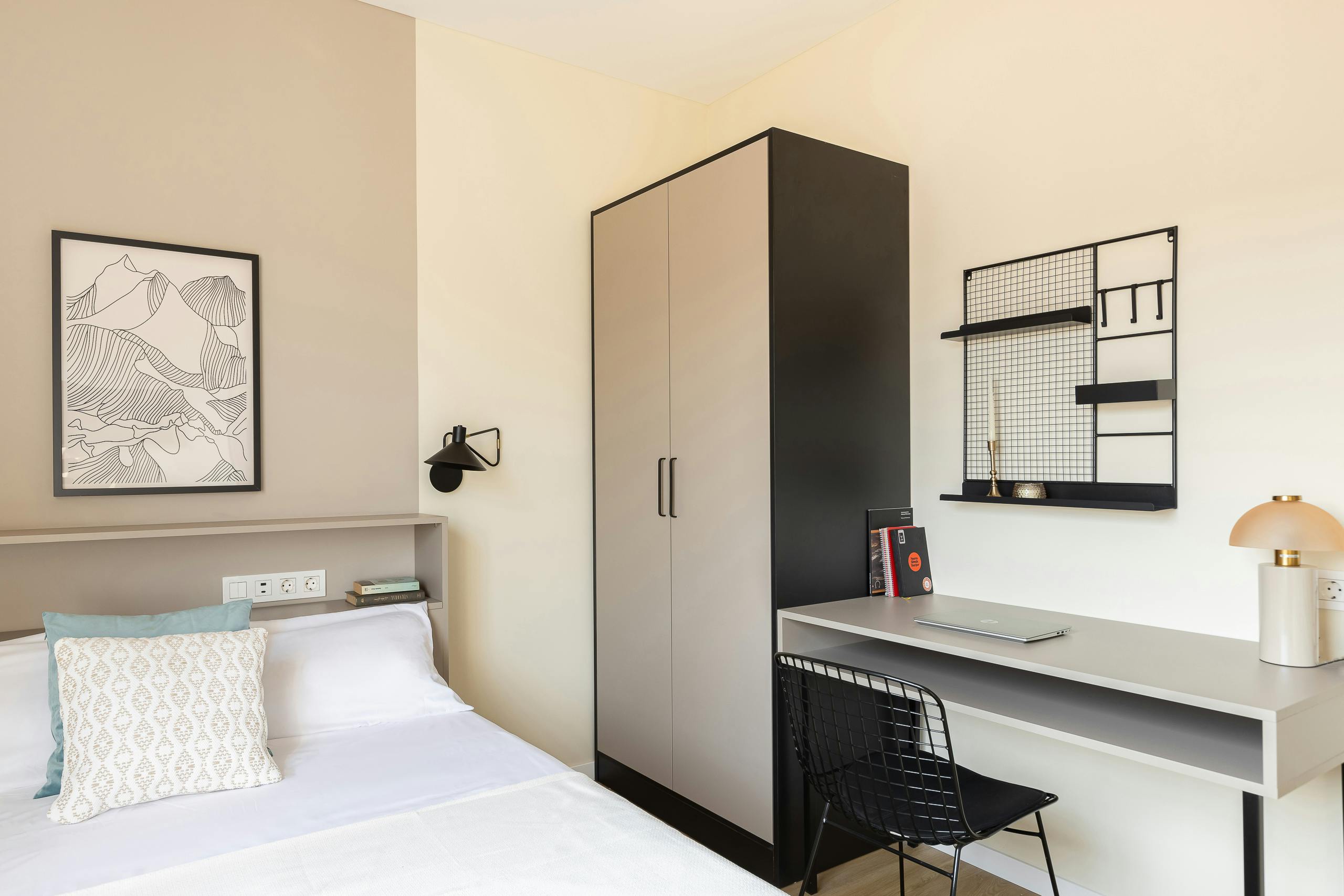 preview gallery tile