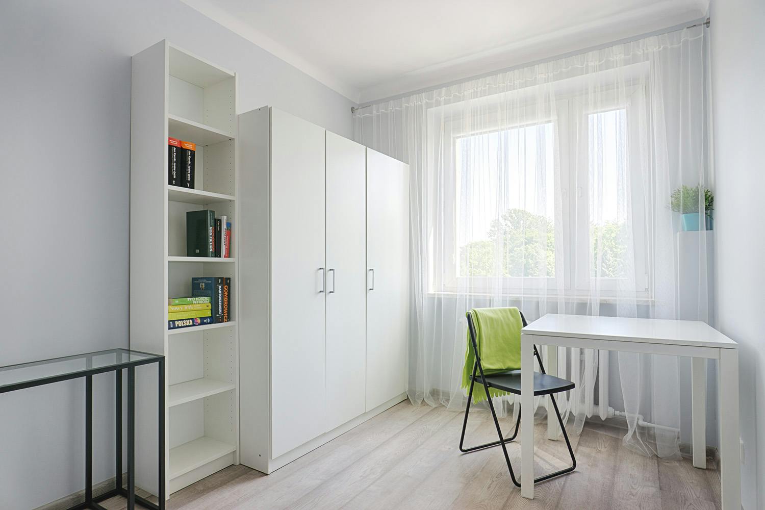 Żwirki i Wigury, Warsaw preview