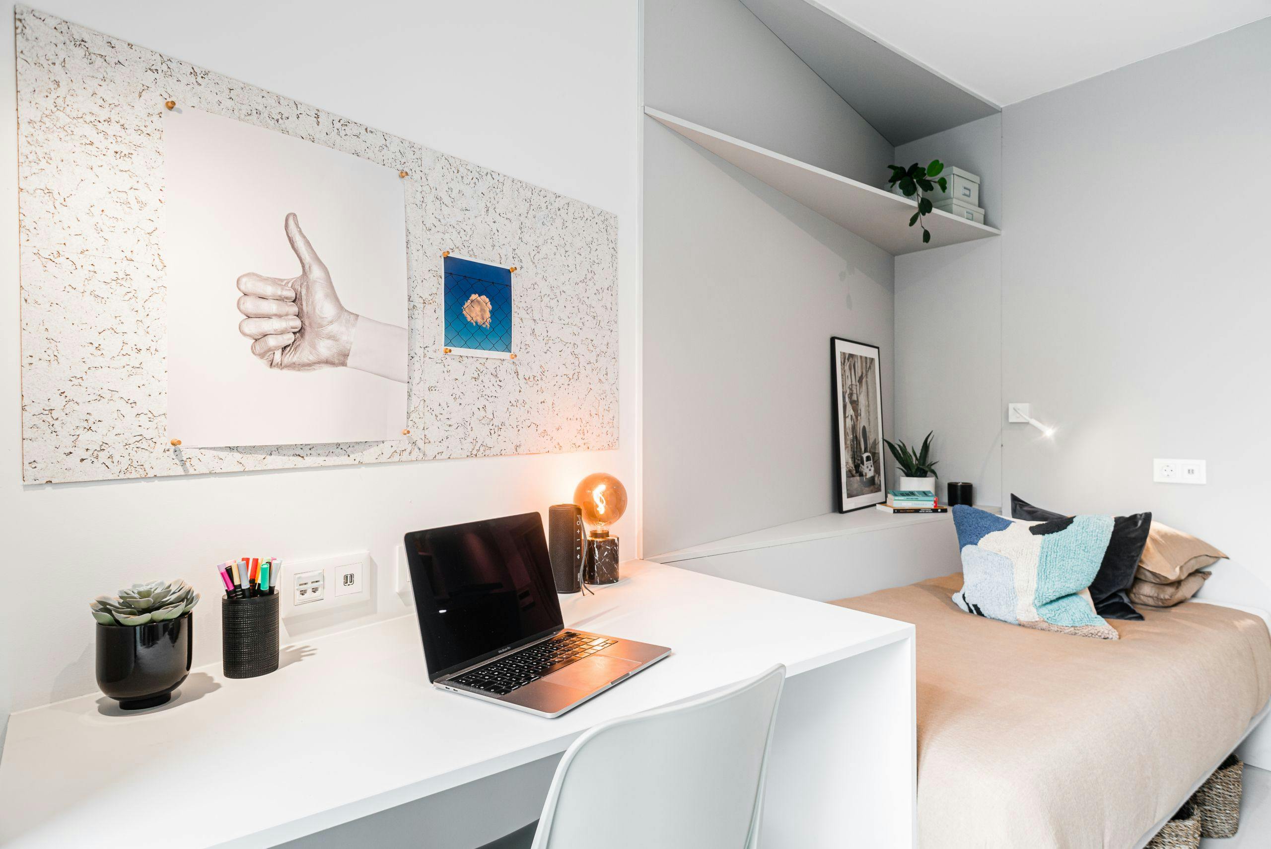 preview gallery tile