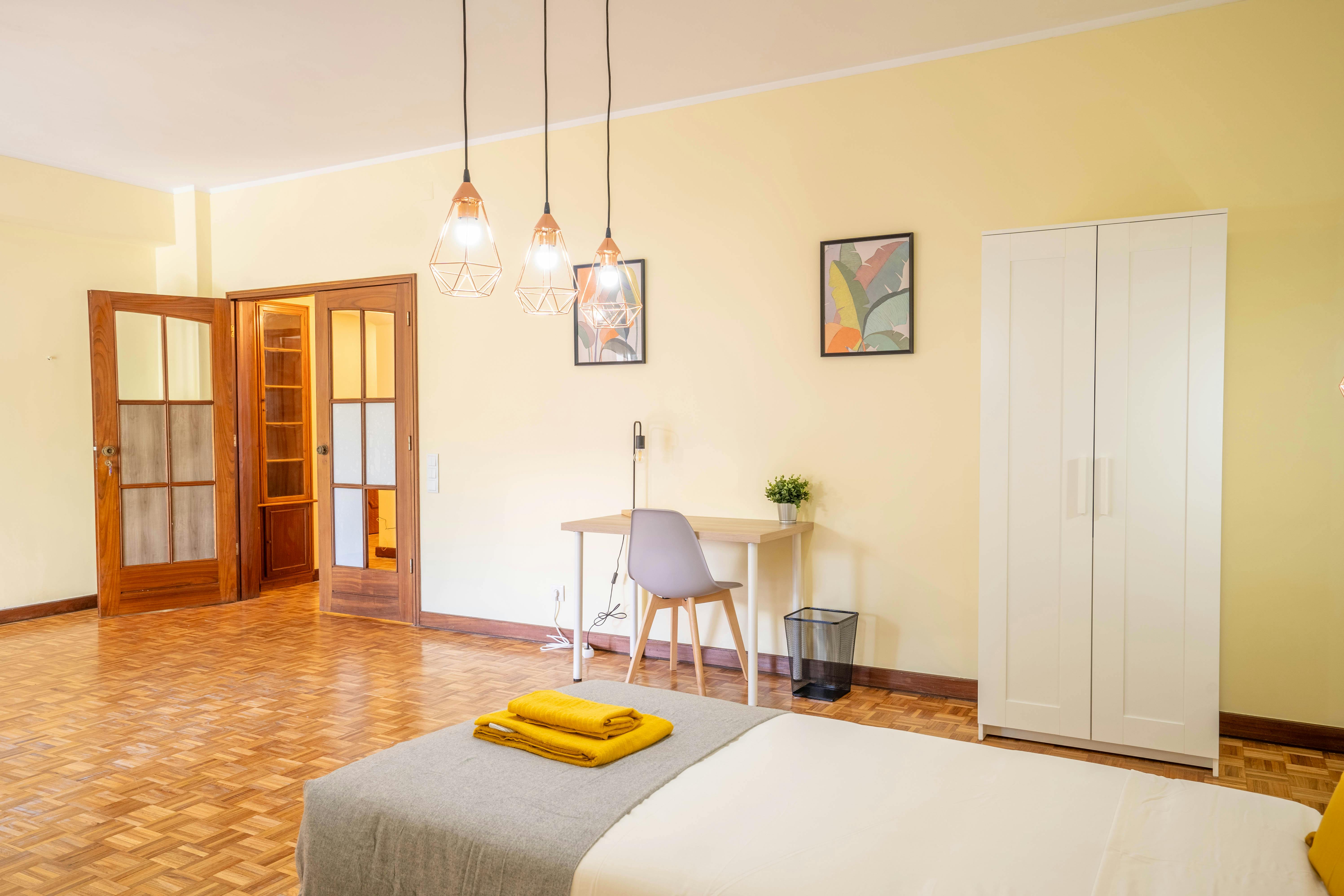 Private room for rent for €525 per month in Porto, Rua do Campo Alegre