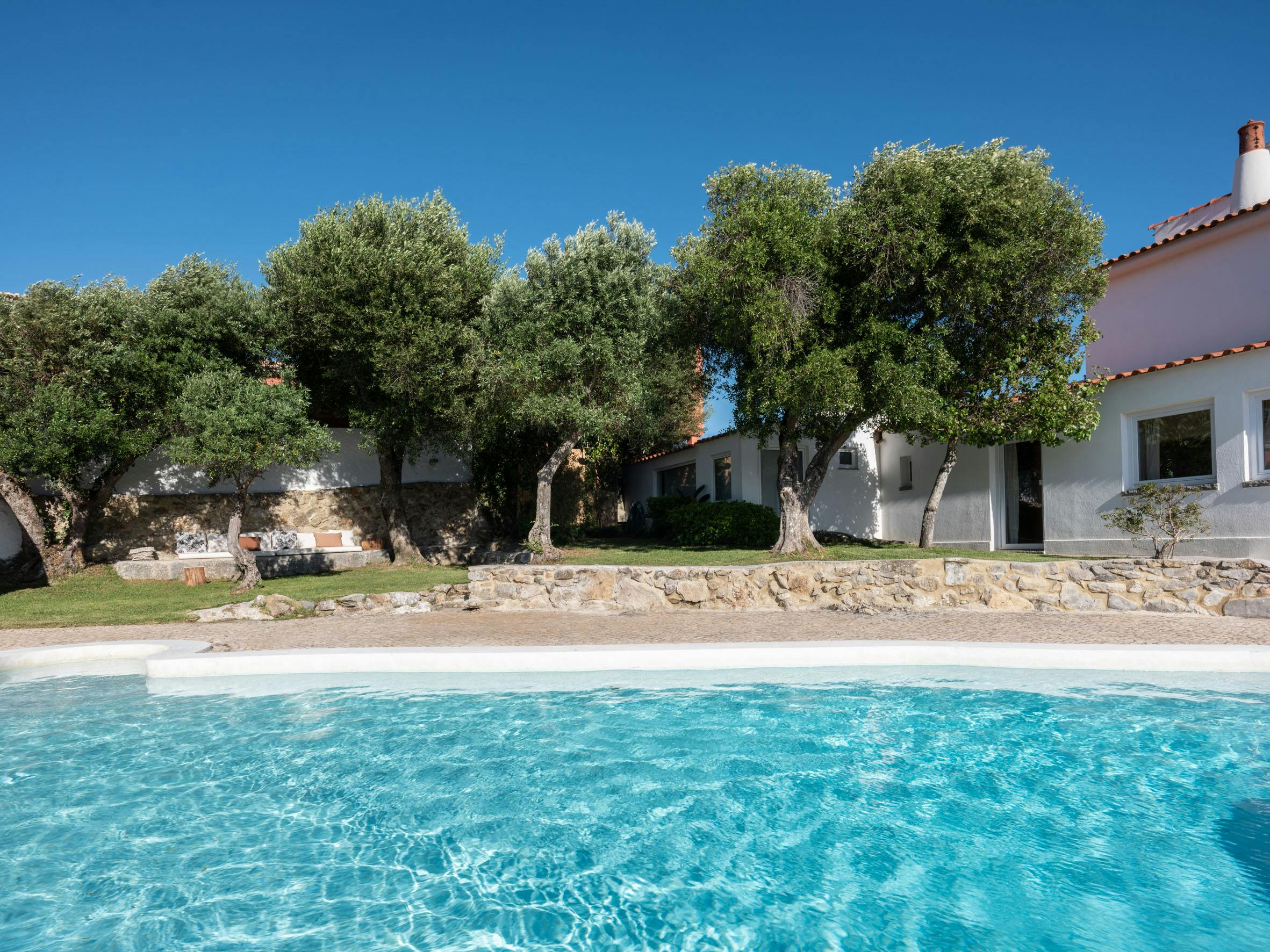 Dom do wynajęcia za 15 000 € miesięcznie w mieście Cascais, Rua do Passo Mau