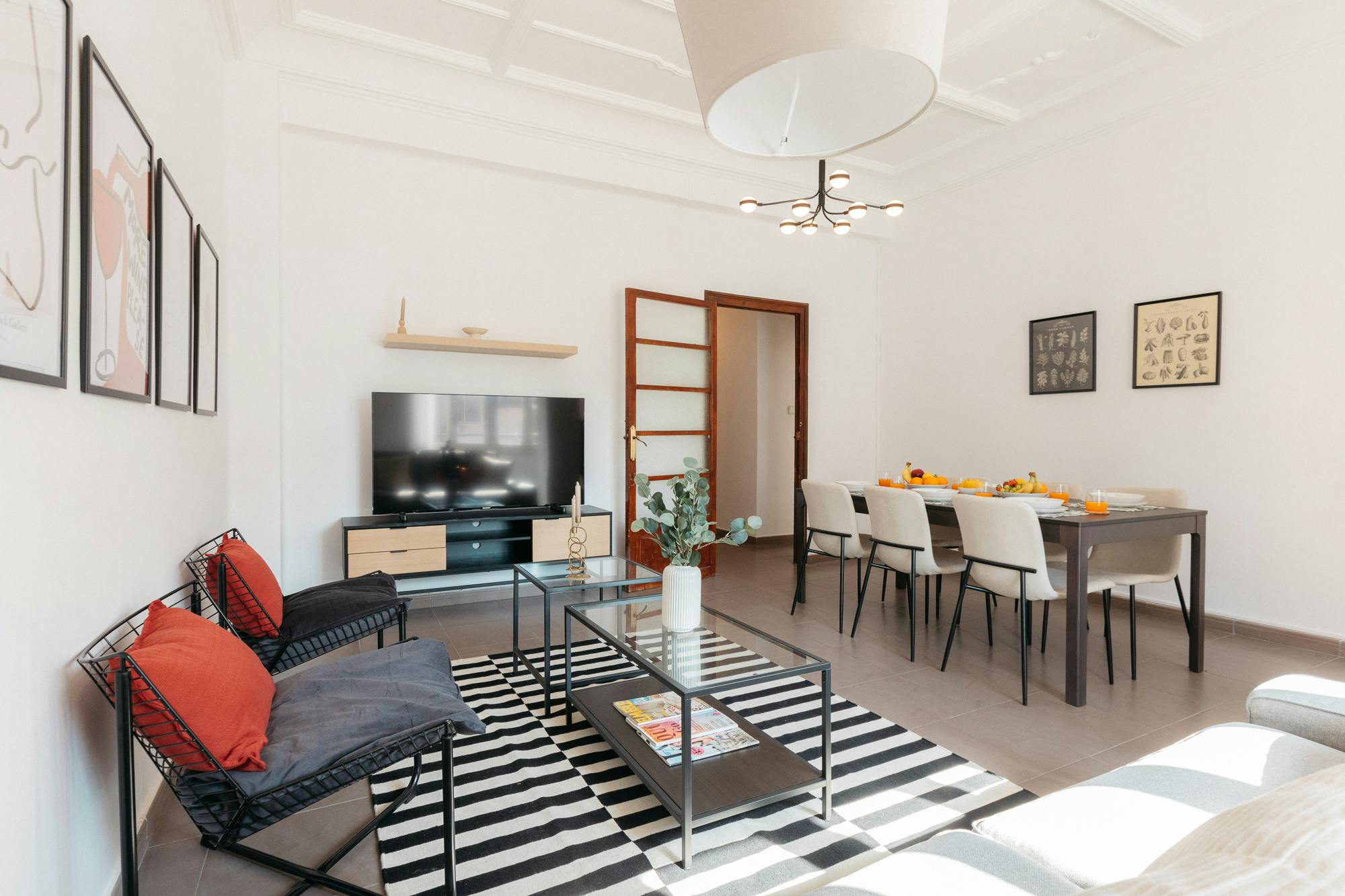 Apartment Valencia, 1 bed, 12m² — photo 1