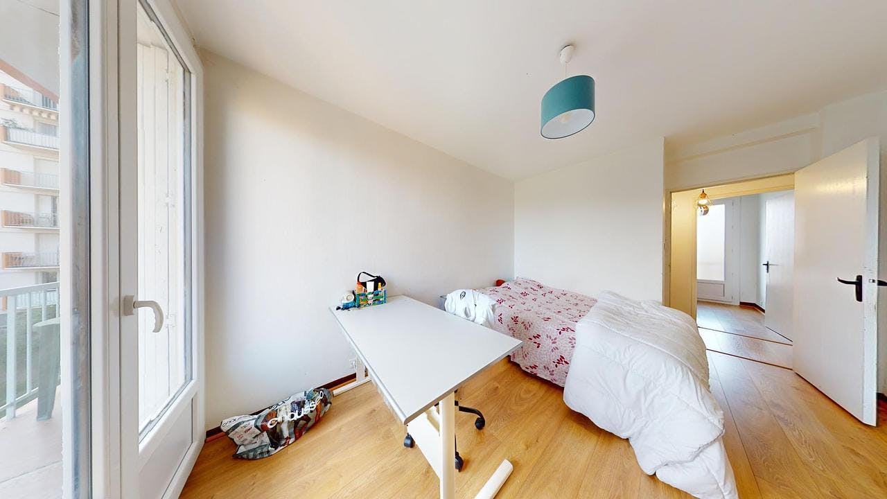 Apartment in Toulouse, Jolimont-Soupetard-Bonhoure - View 3