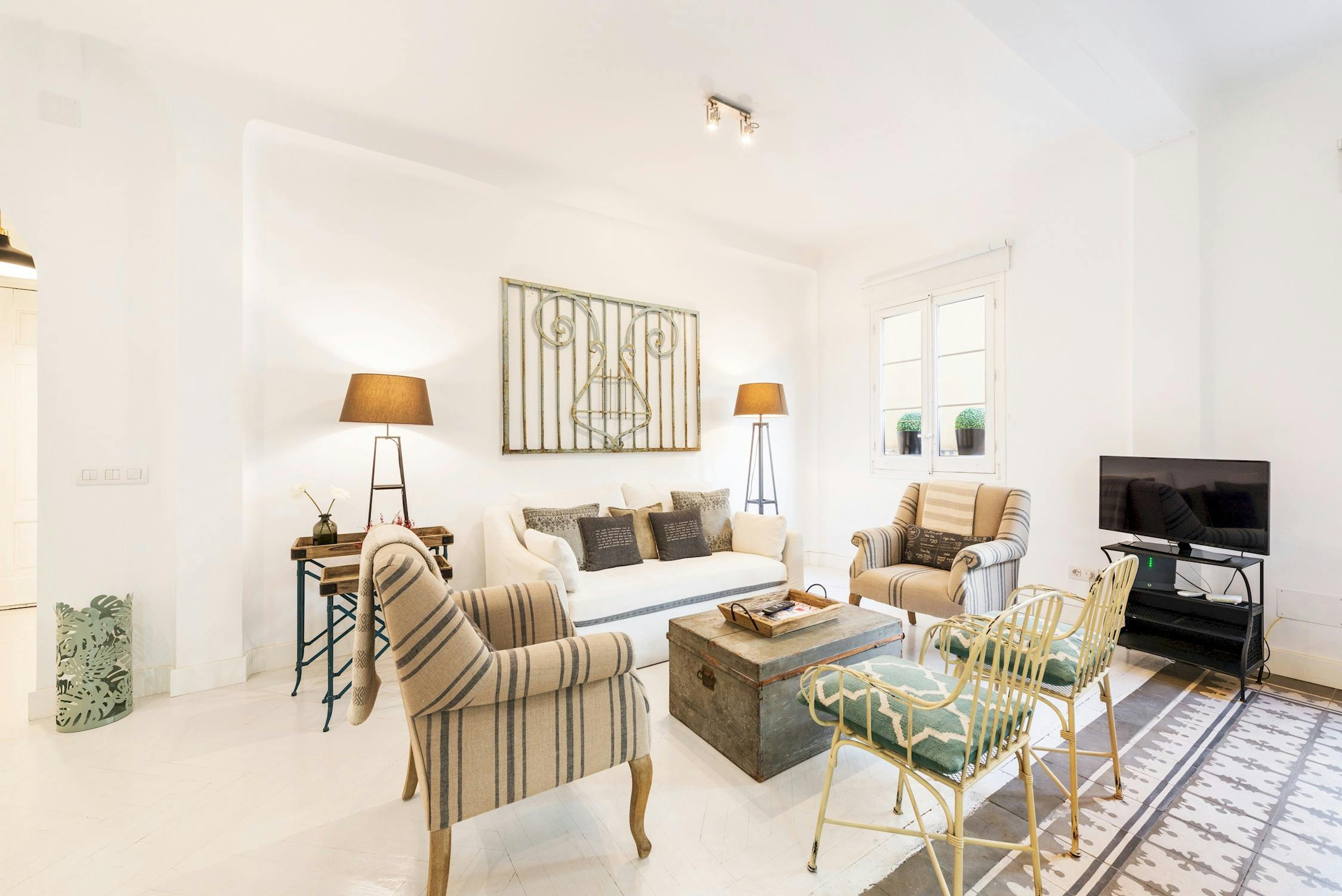 preview gallery tile