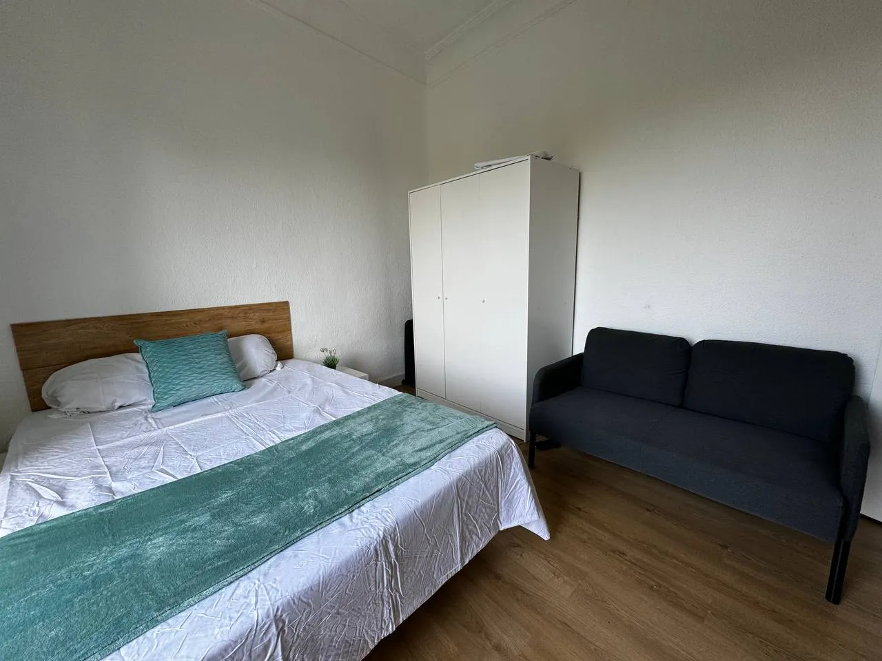 5-Bedroom House in Calle de Alicante, Madrid (1548258) ROOM 1