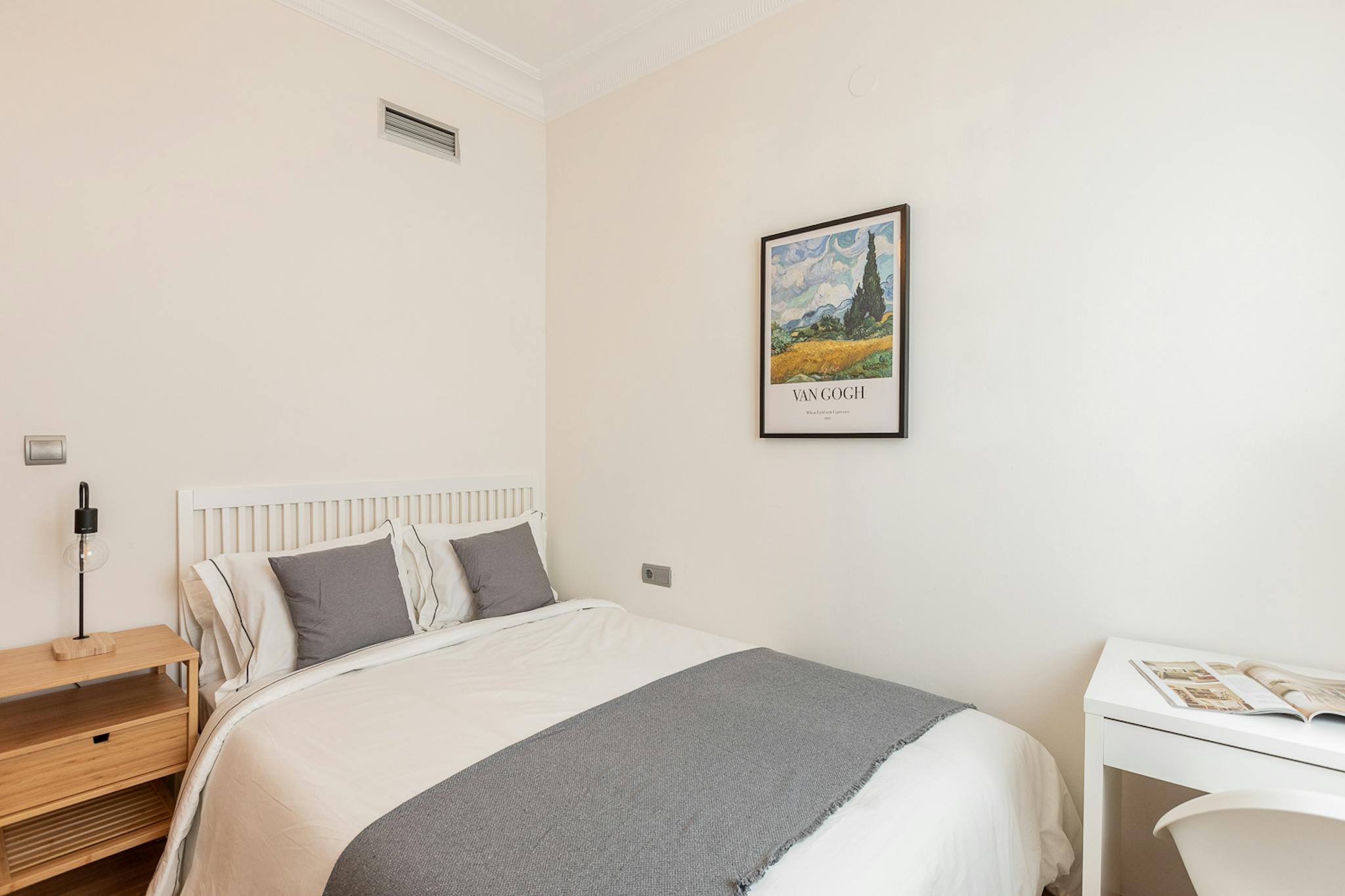 Calle Hernán Cortés, Valencia preview