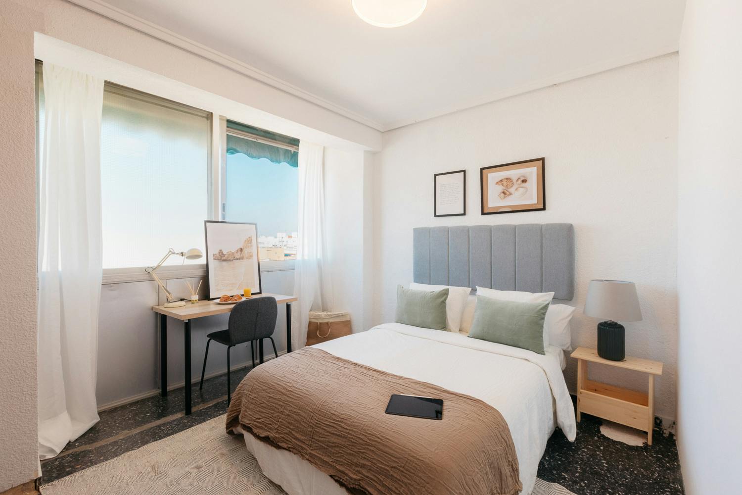 Private room for rent for €525 per month in Mislata, Calle Juan de Juanes