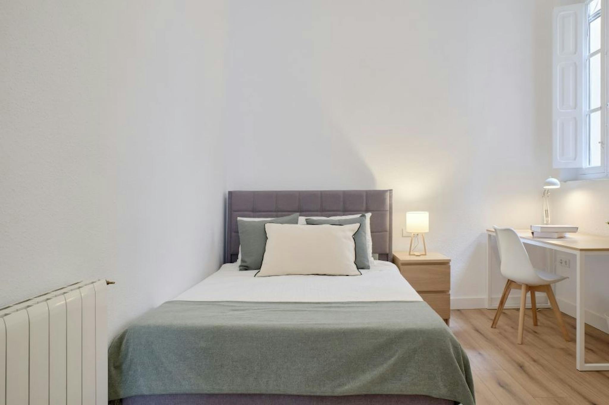 Carrer de la Pau, Valencia preview