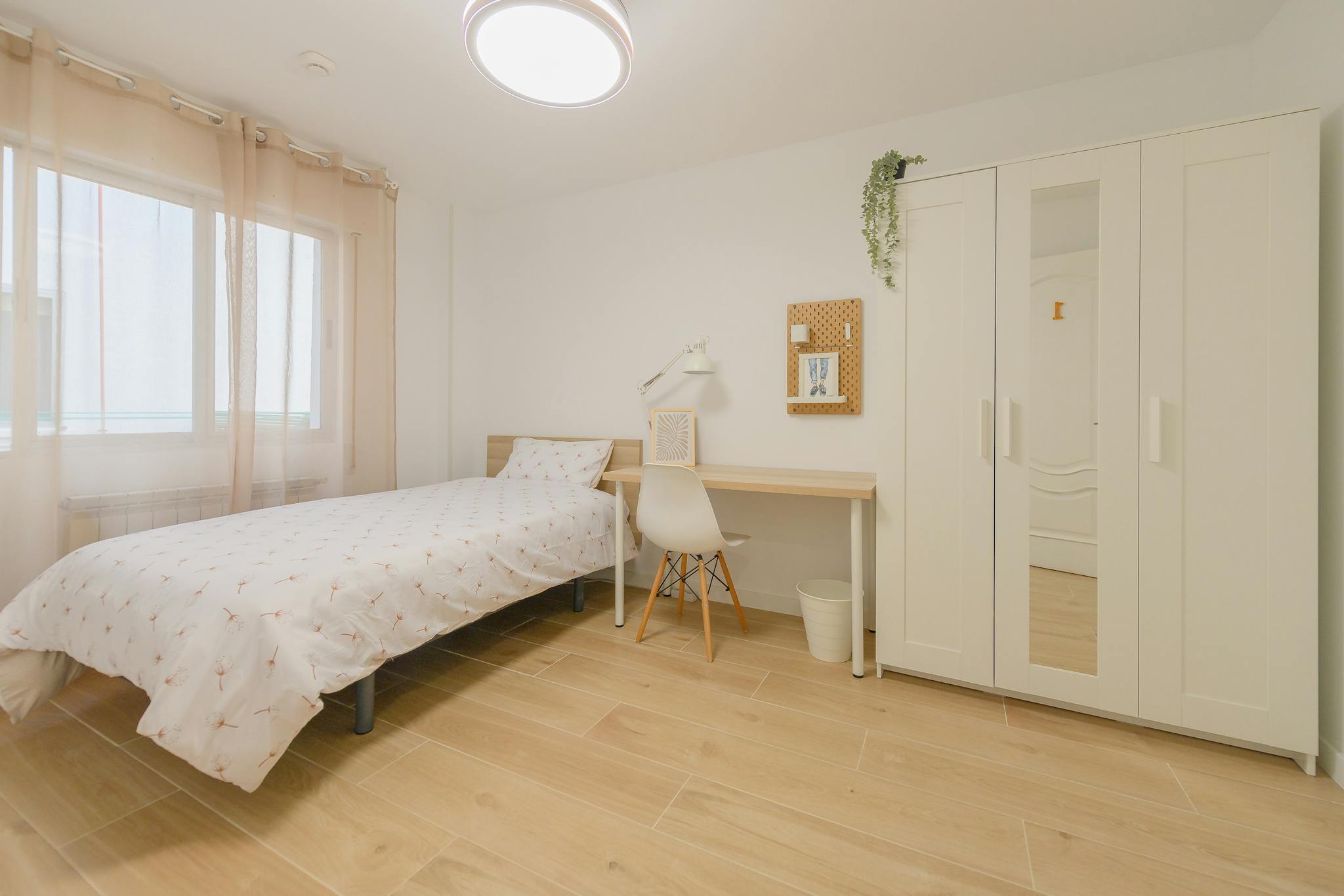 Calle de Pizarro, Getafe preview