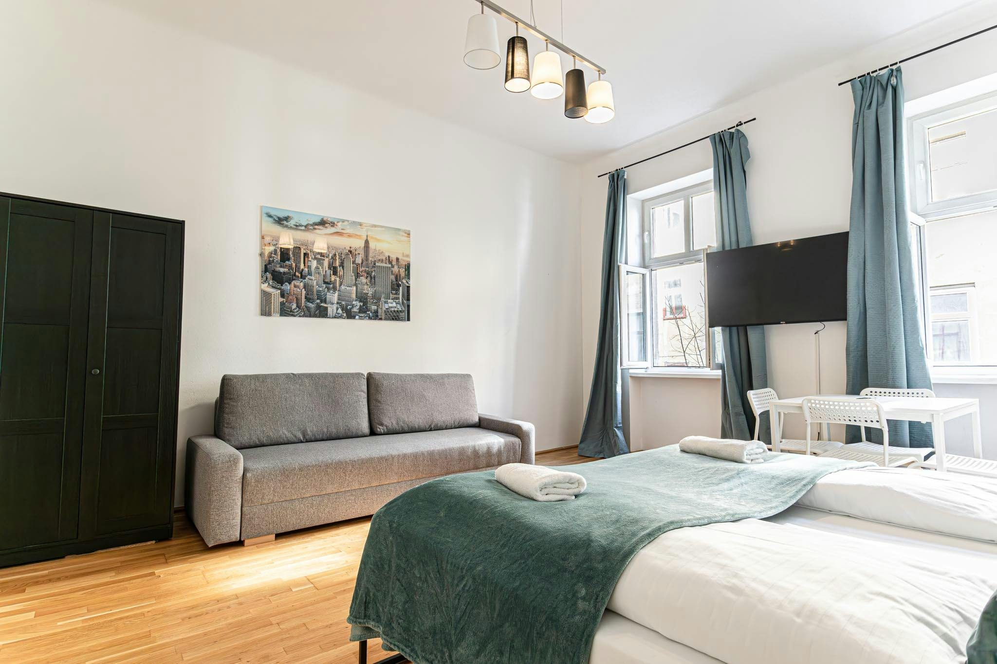 preview gallery tile