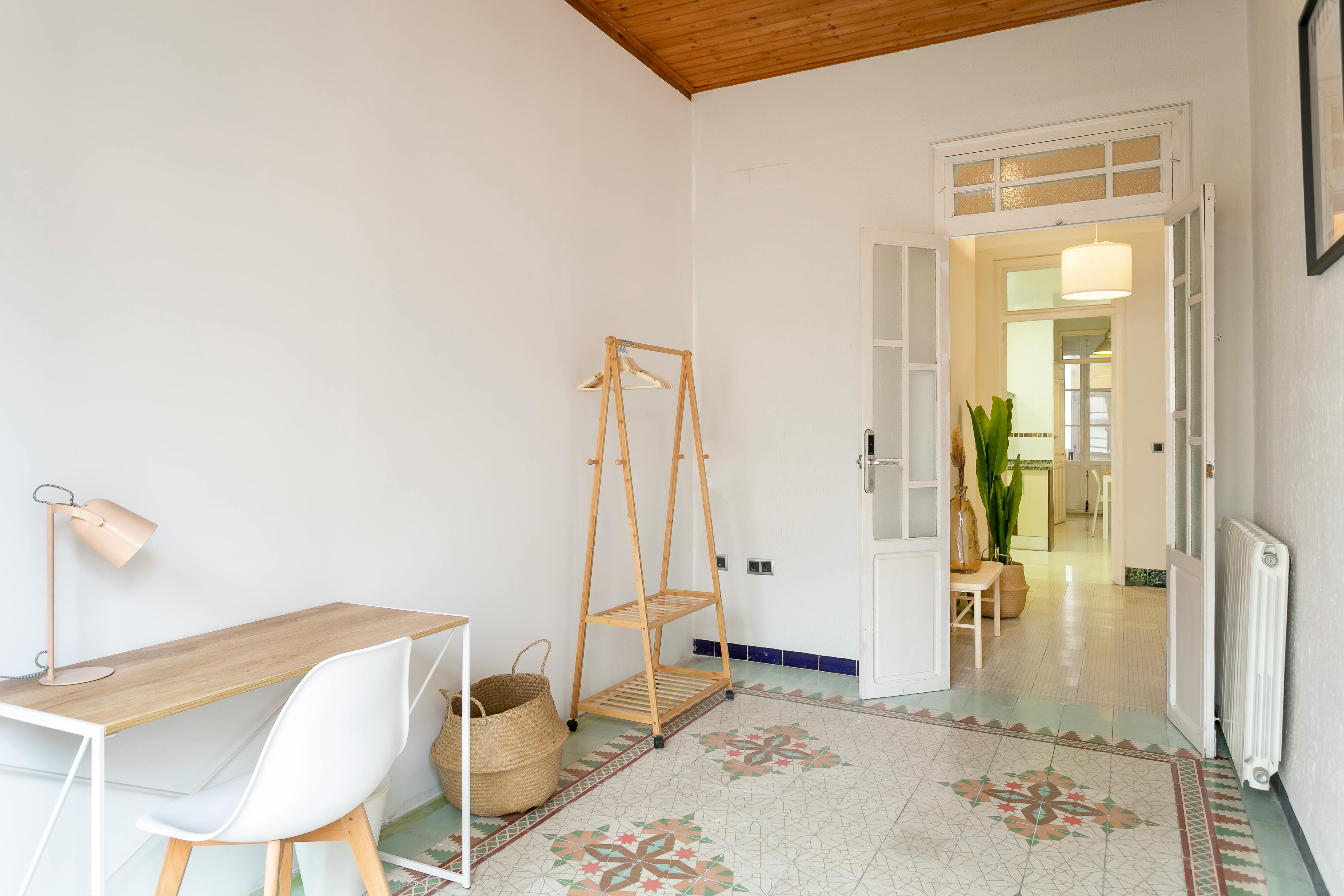 Apartment Alicante, 1 bed, 25m² — photo 13