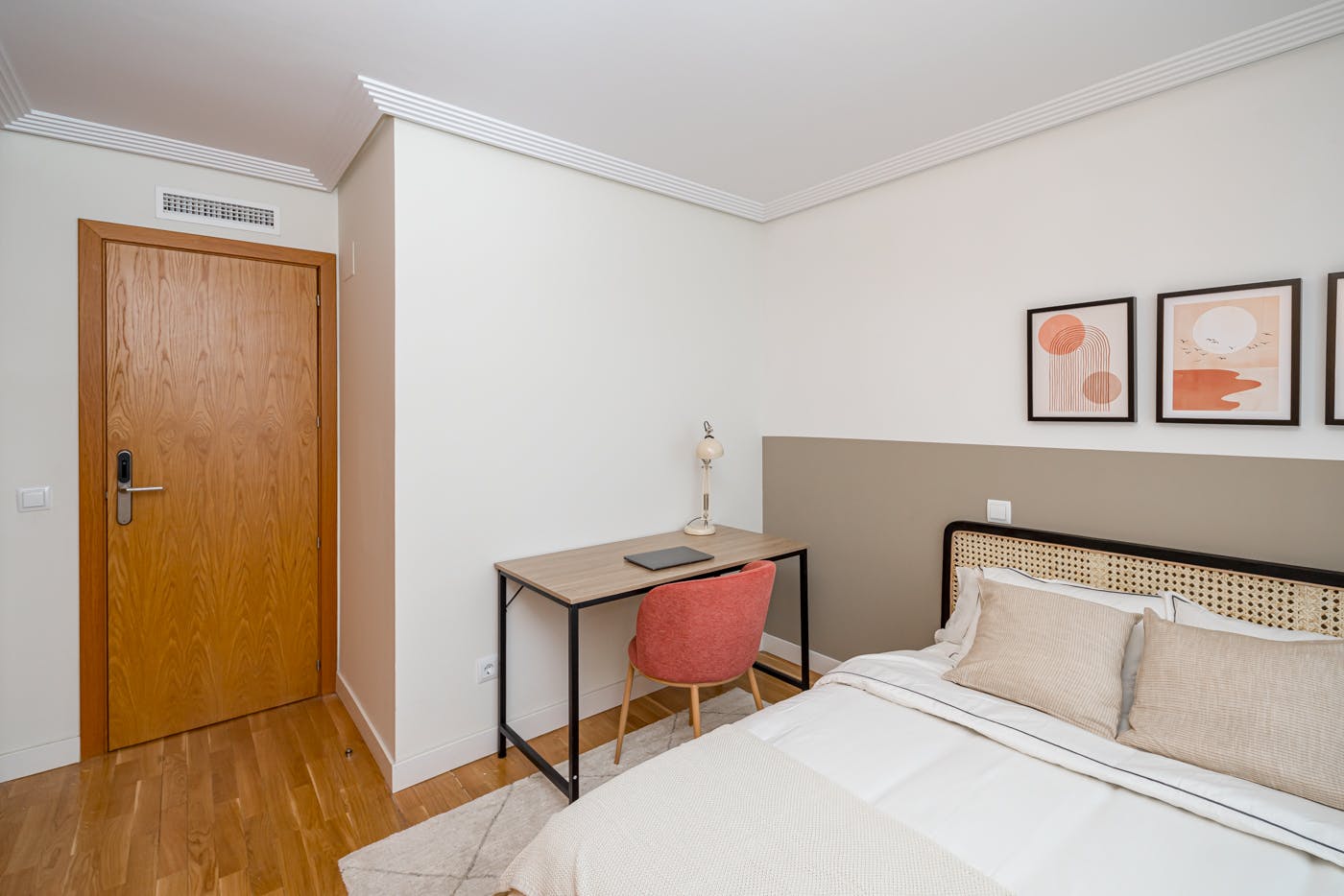 Apartment Madrid, 1 bed, 15m² — photo 27