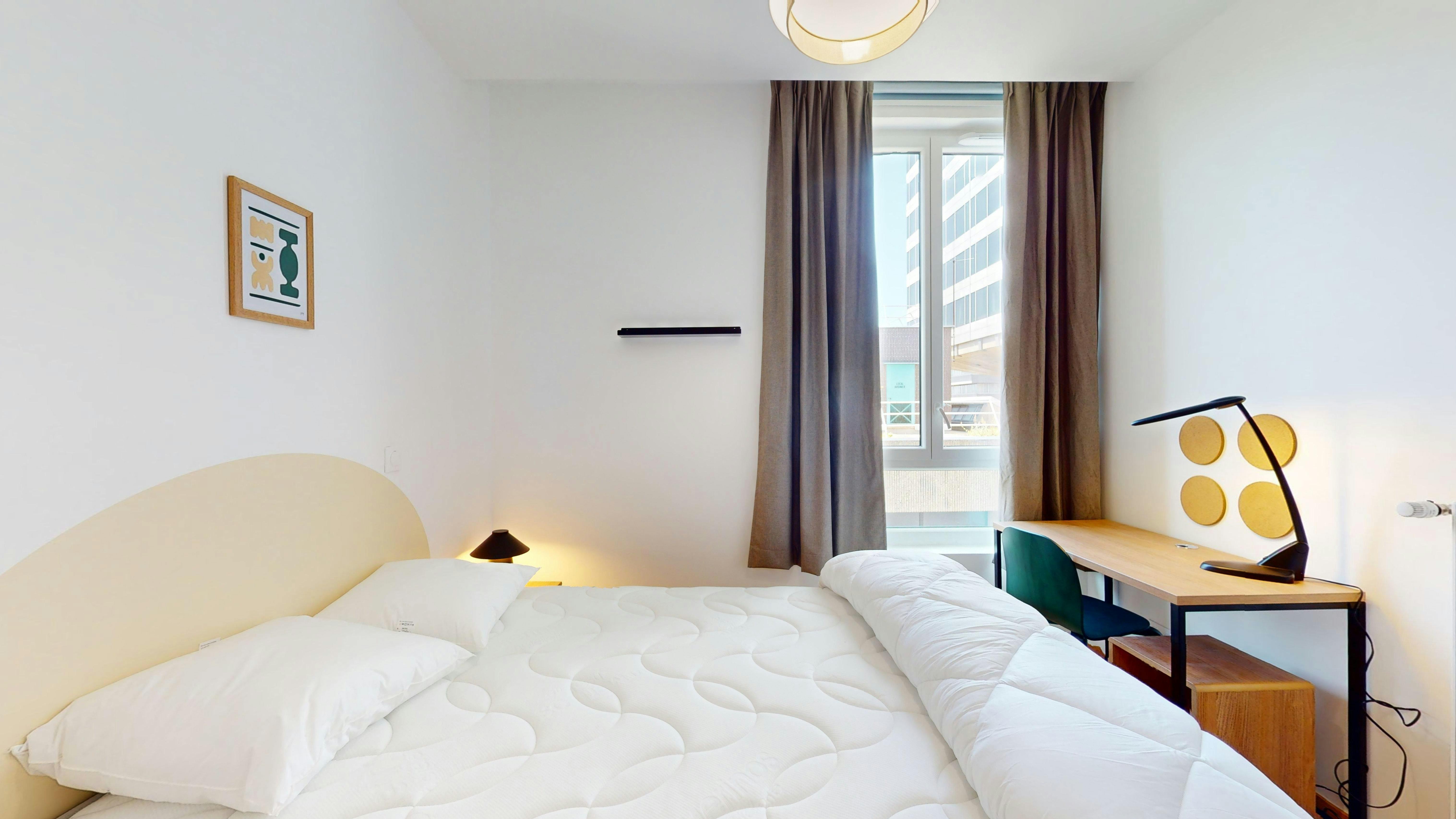 Private room for rent for €685 per month in Cergy, Place de la Pergola