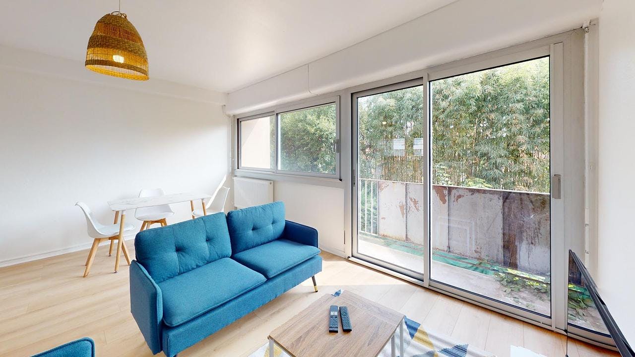 Apartment Pessac, 1 bed, 12m² — photo 7