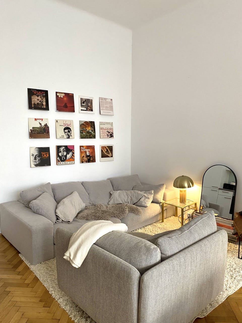 Apartment for rent for €1,350 per month in Vienna, Türkenstraße