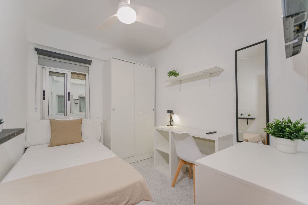 Avenida del General Avilés, Valencia Valencia