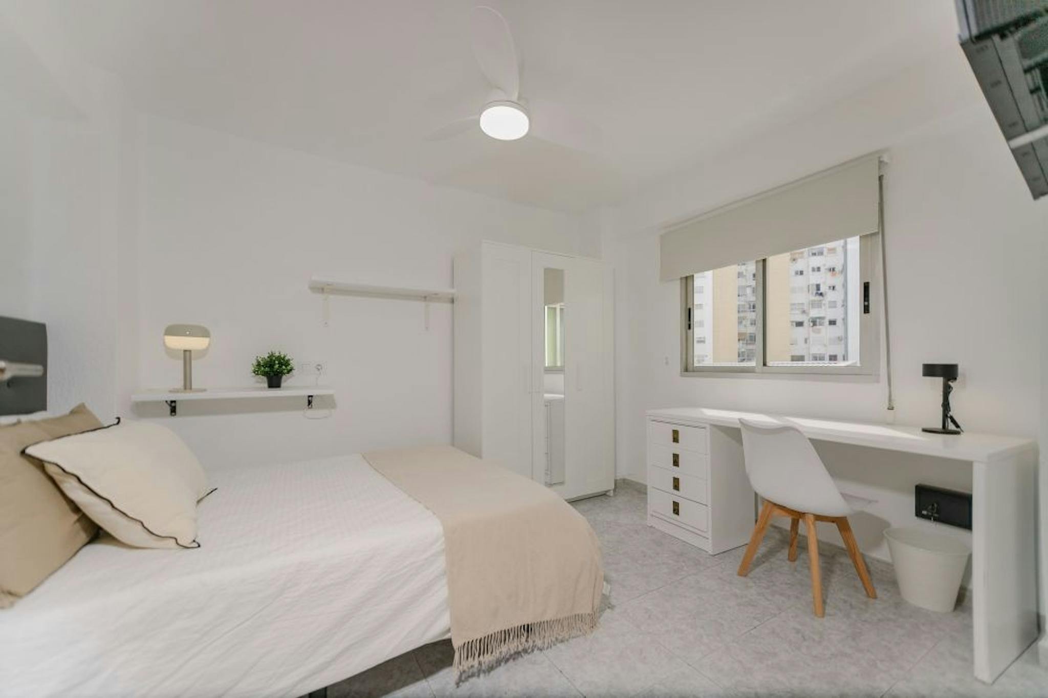 Avenida del General Avilés, Valencia preview