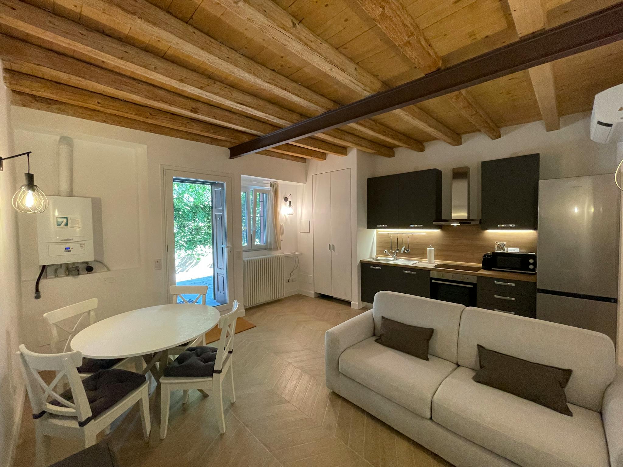 Via Biella, Milan preview