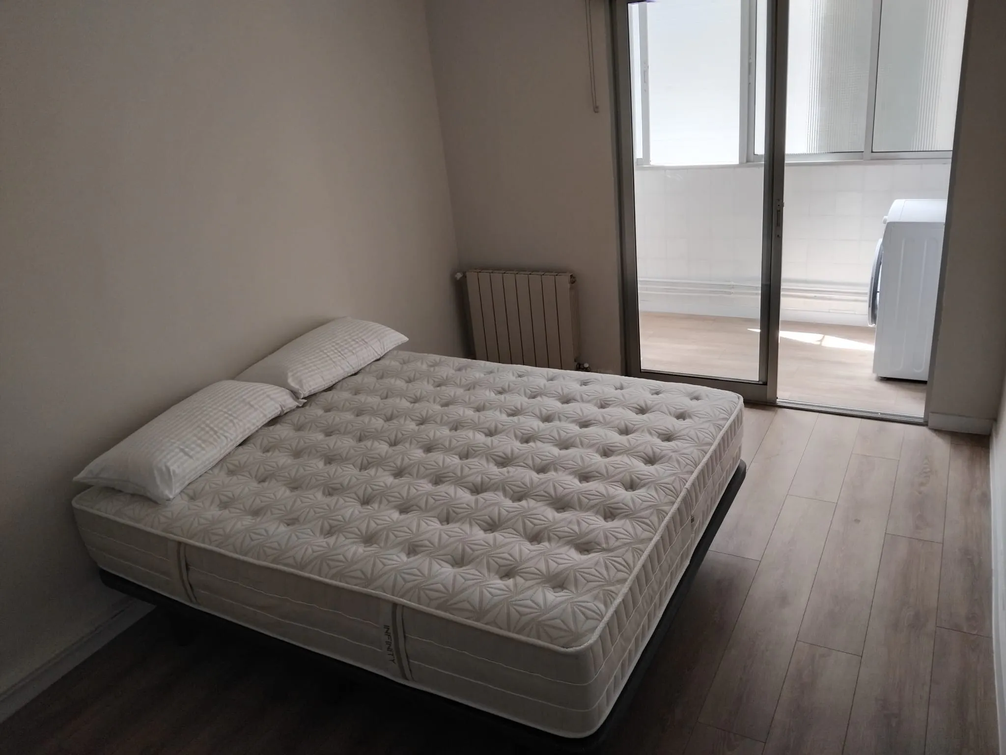 Private room in Calle Maravillas, Valladolid (1549142) ROOM 1