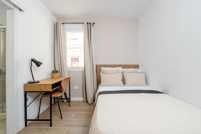Private room in Calle María Zayas, Madrid (1549148) room image 2