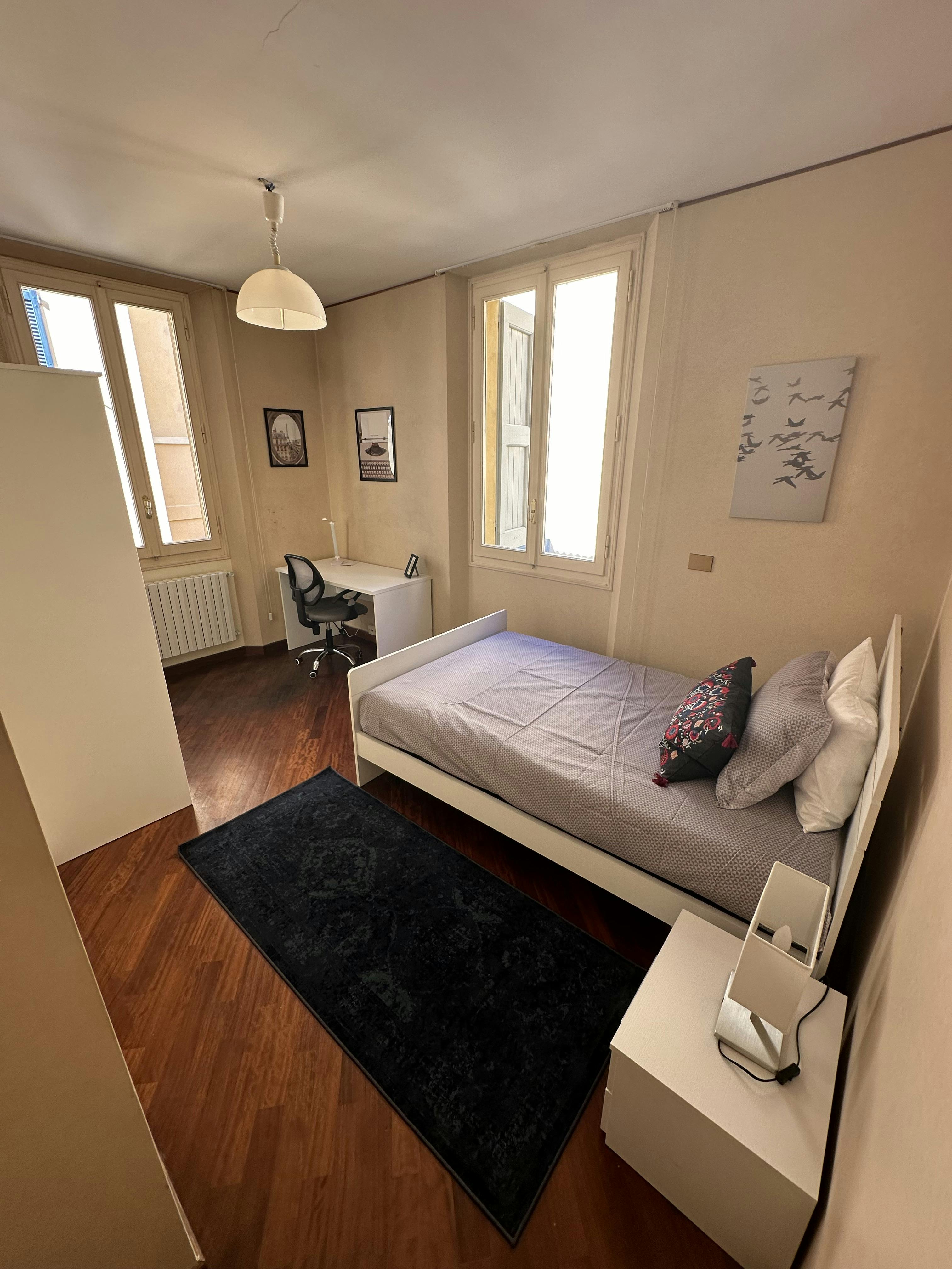 Private room for rent for €850 per month in Bologna, Via de' Carbonesi