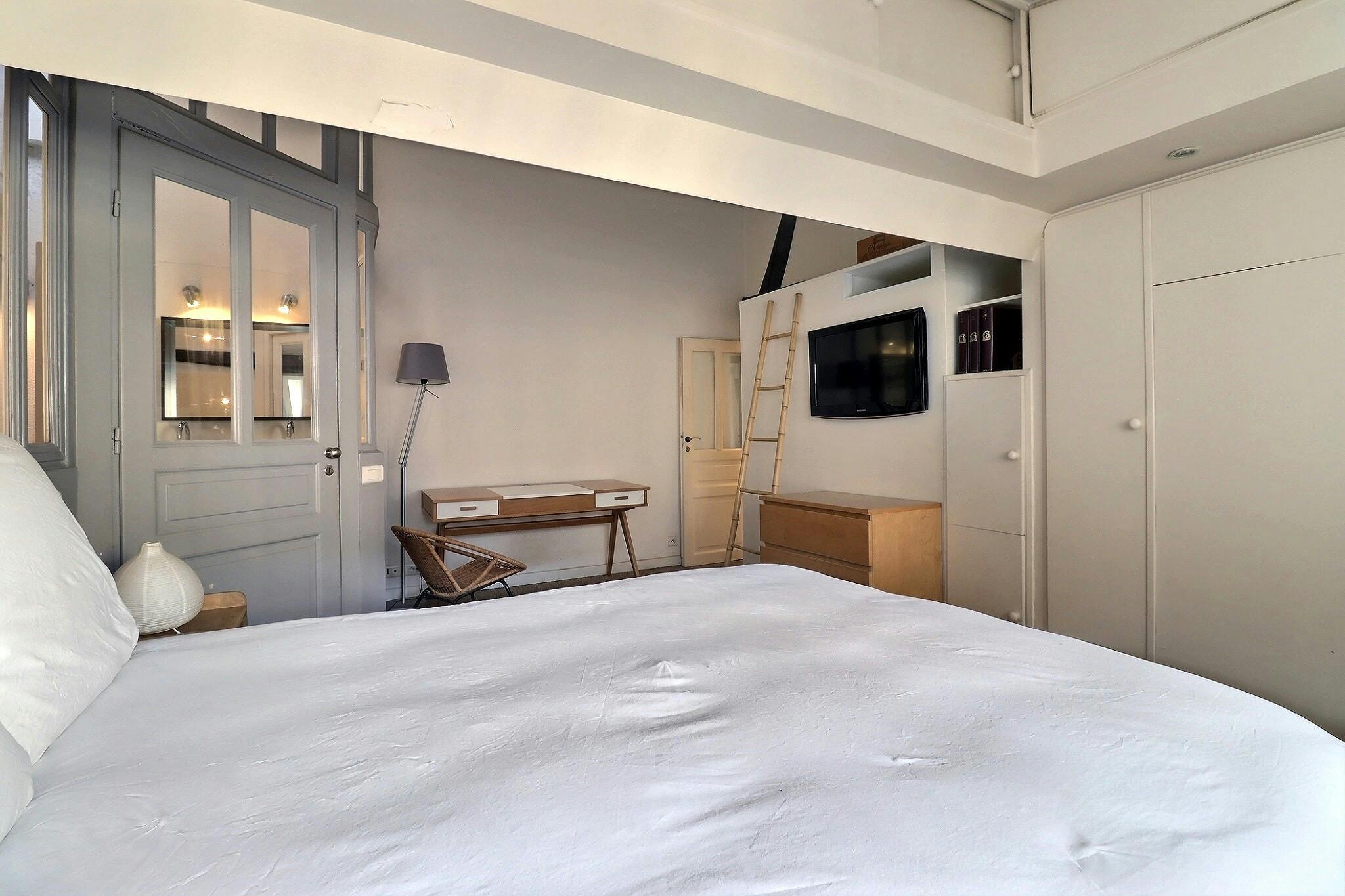 Apartment Paris, 2 beds — photo 43