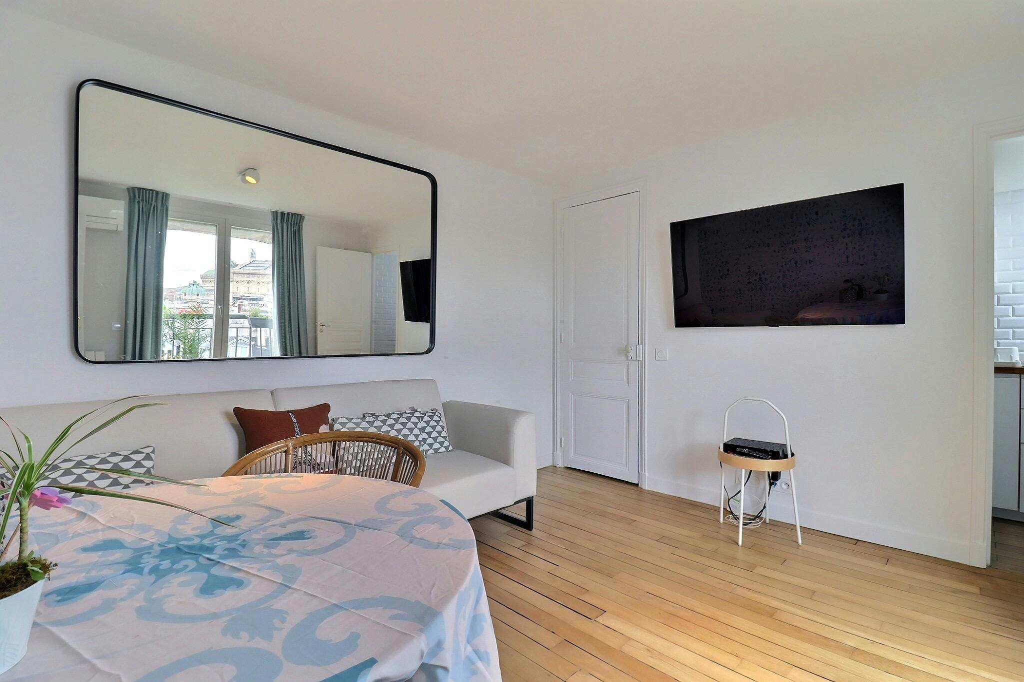 1-Bedroom Apartment in Rue Tronchet, Paris (1549237) ROOM 4