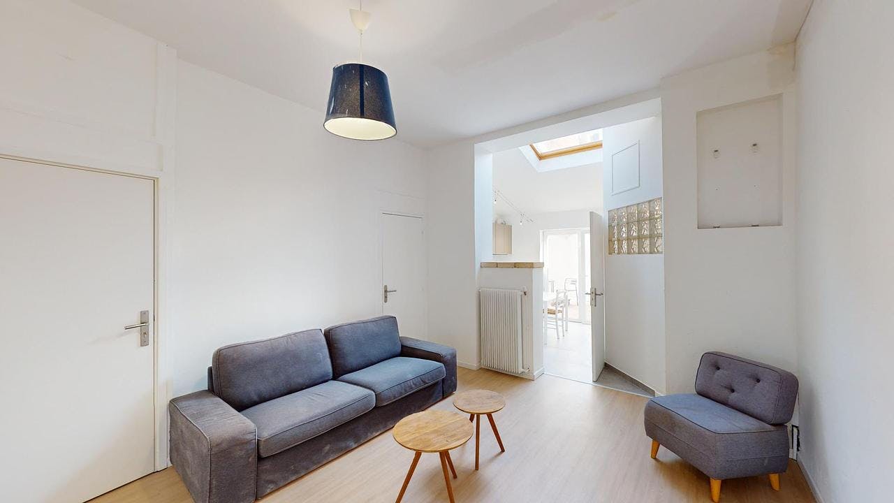 House for rent for €807 per month in Lille, Rue Roger Salengro