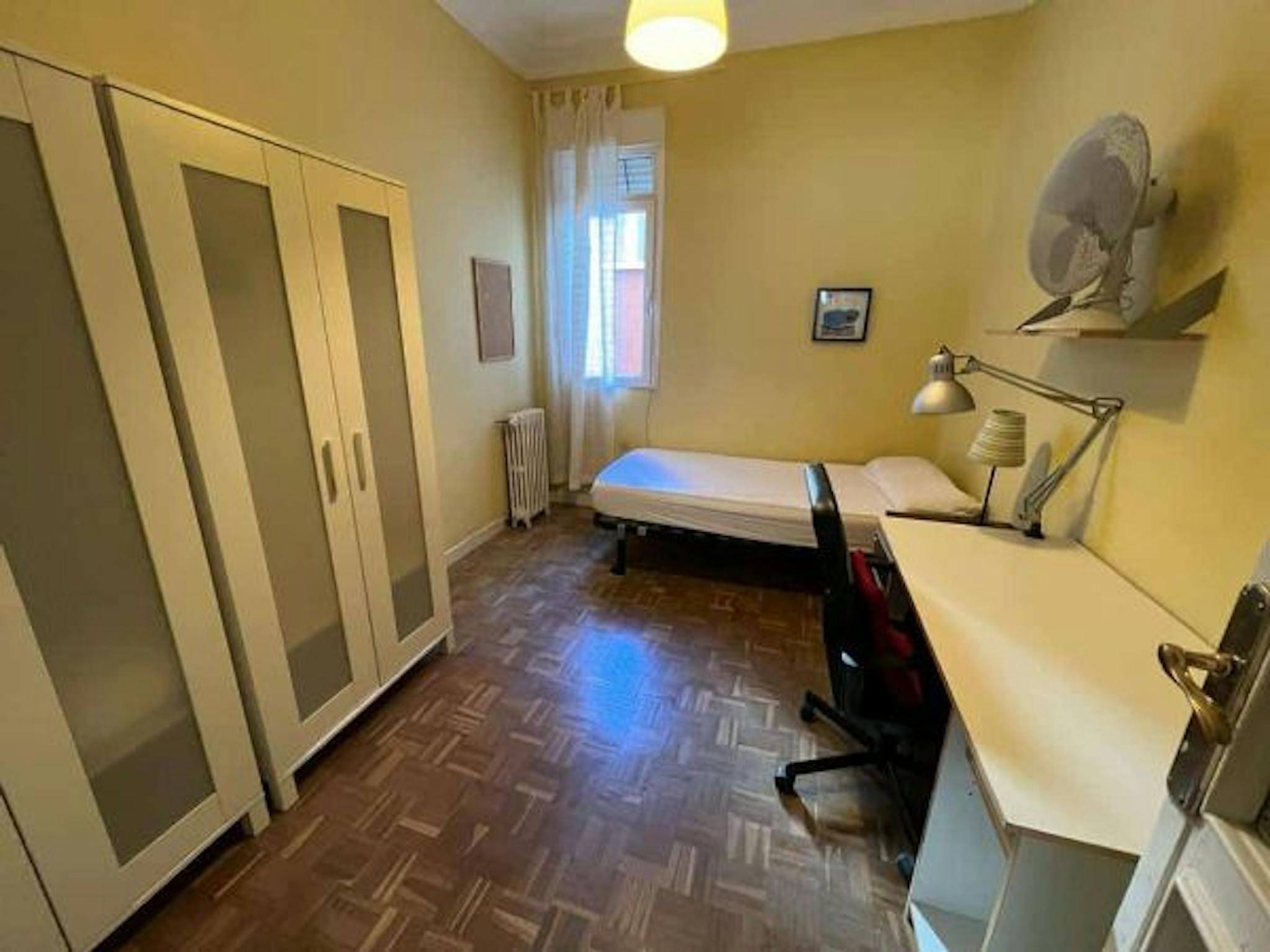 Calle de Raimundo Fernández Villaverde, Madrid preview