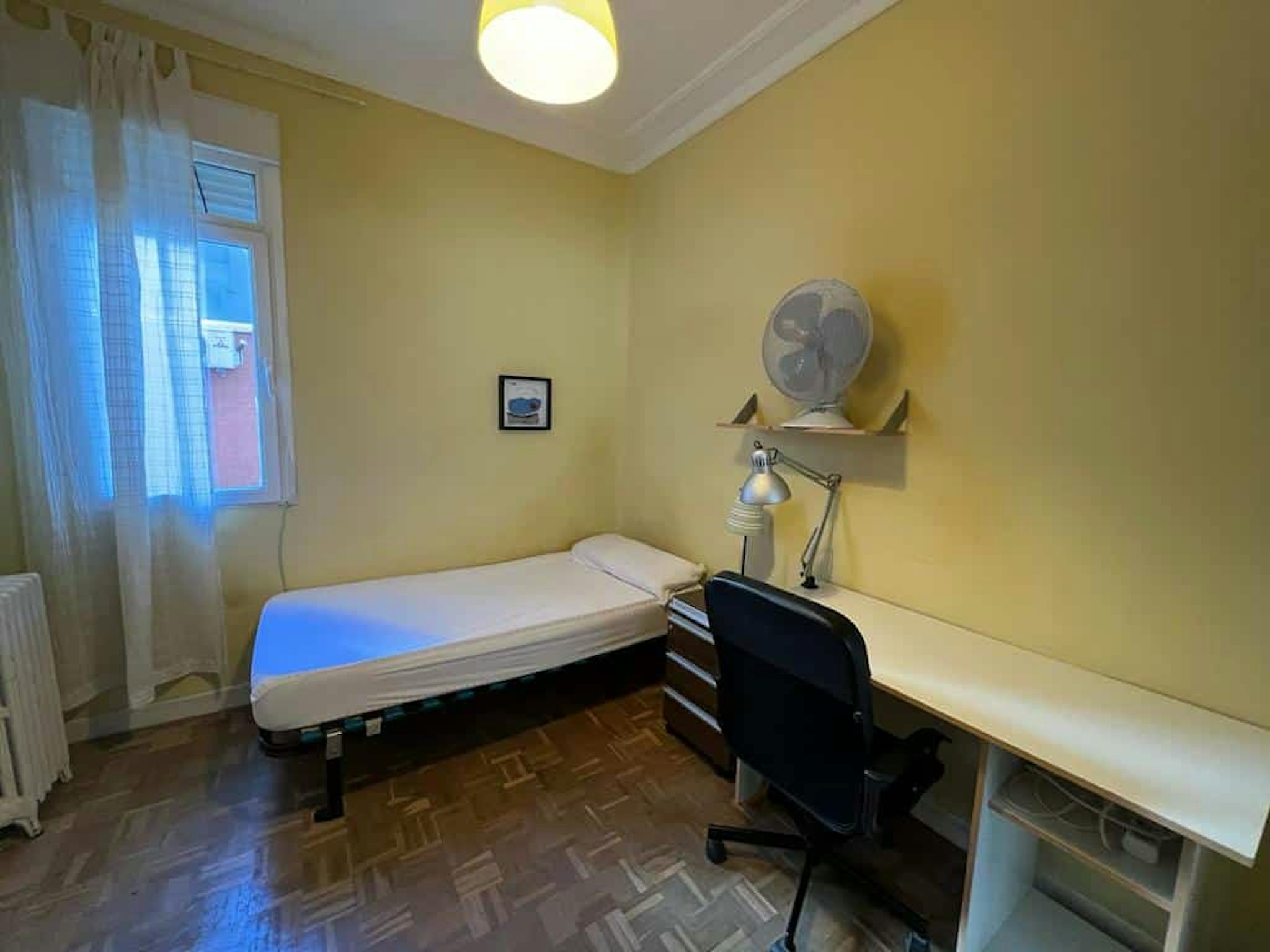 Calle de Raimundo Fernández Villaverde, Madrid preview